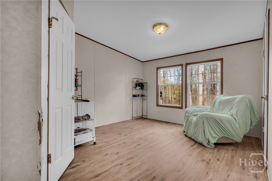 Secondary bedroom 1