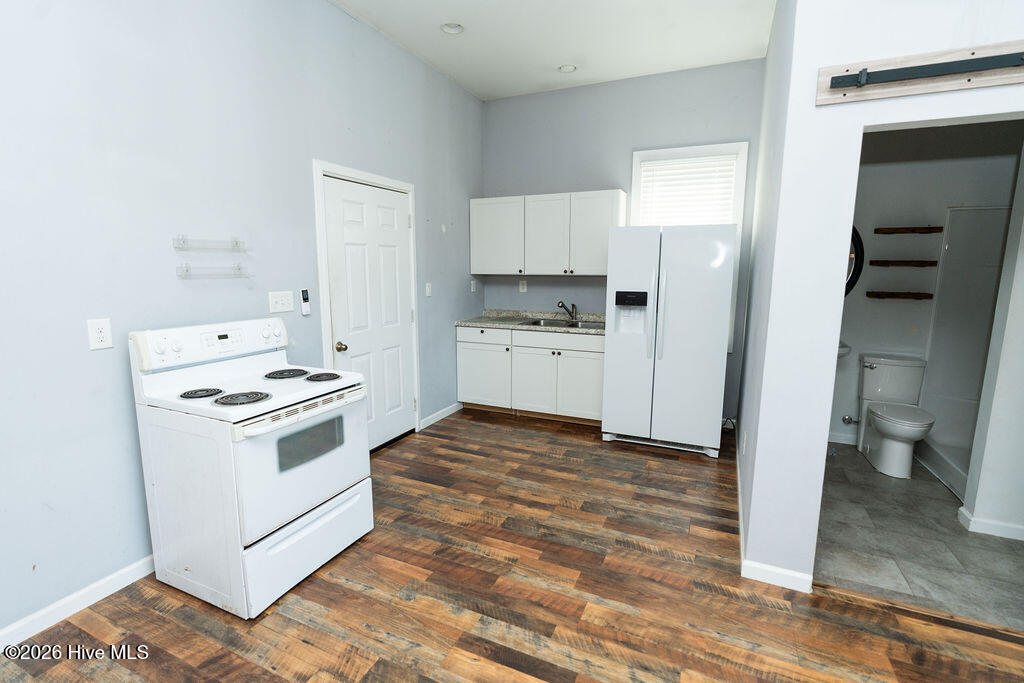 100555159 | Photo 28