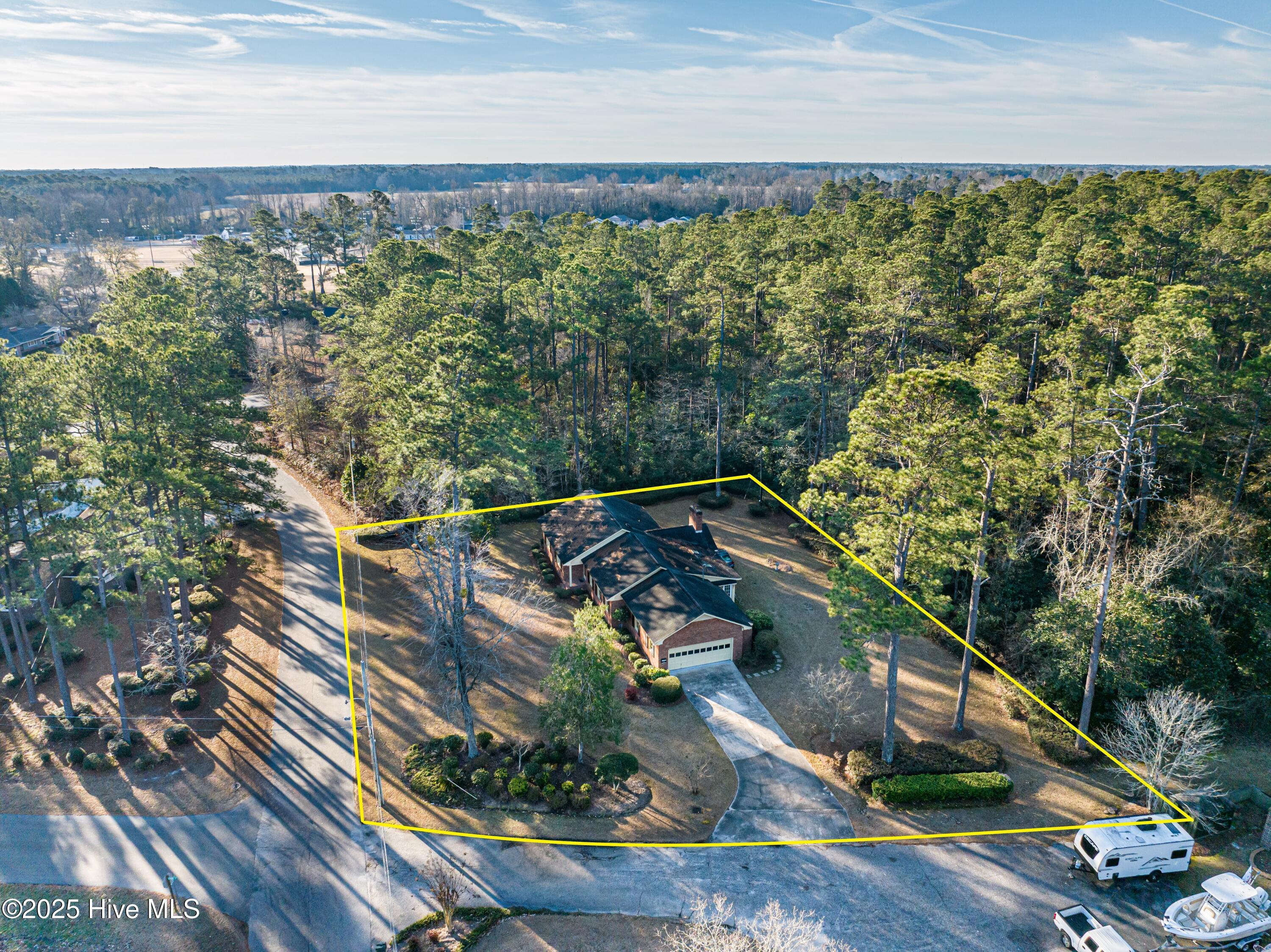 100484666 | Photo 40