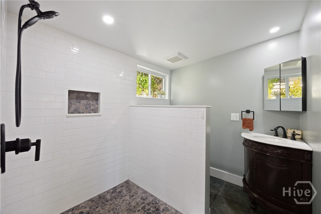 Guest House Bathroom