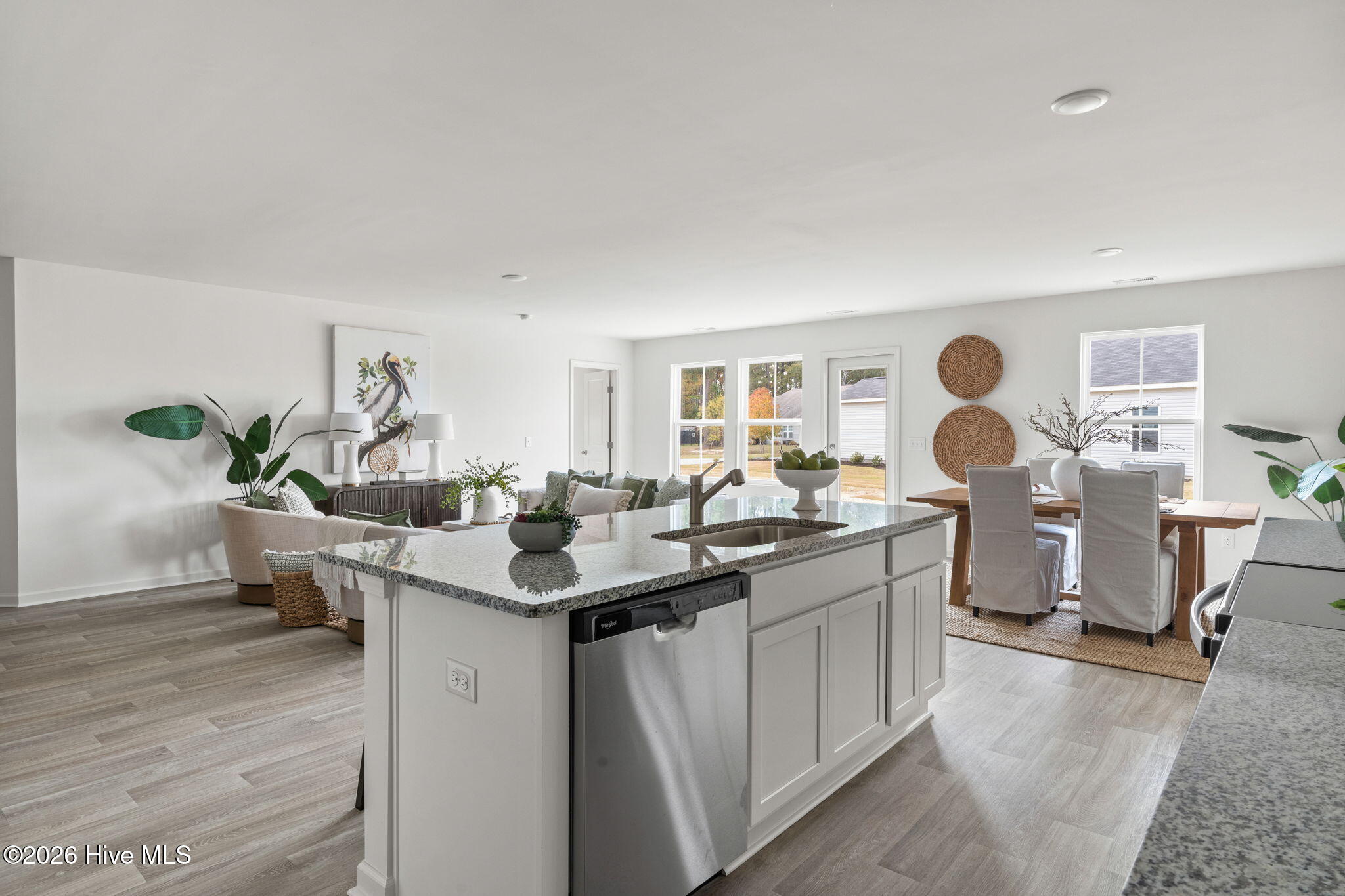 100556592 | Photo 16