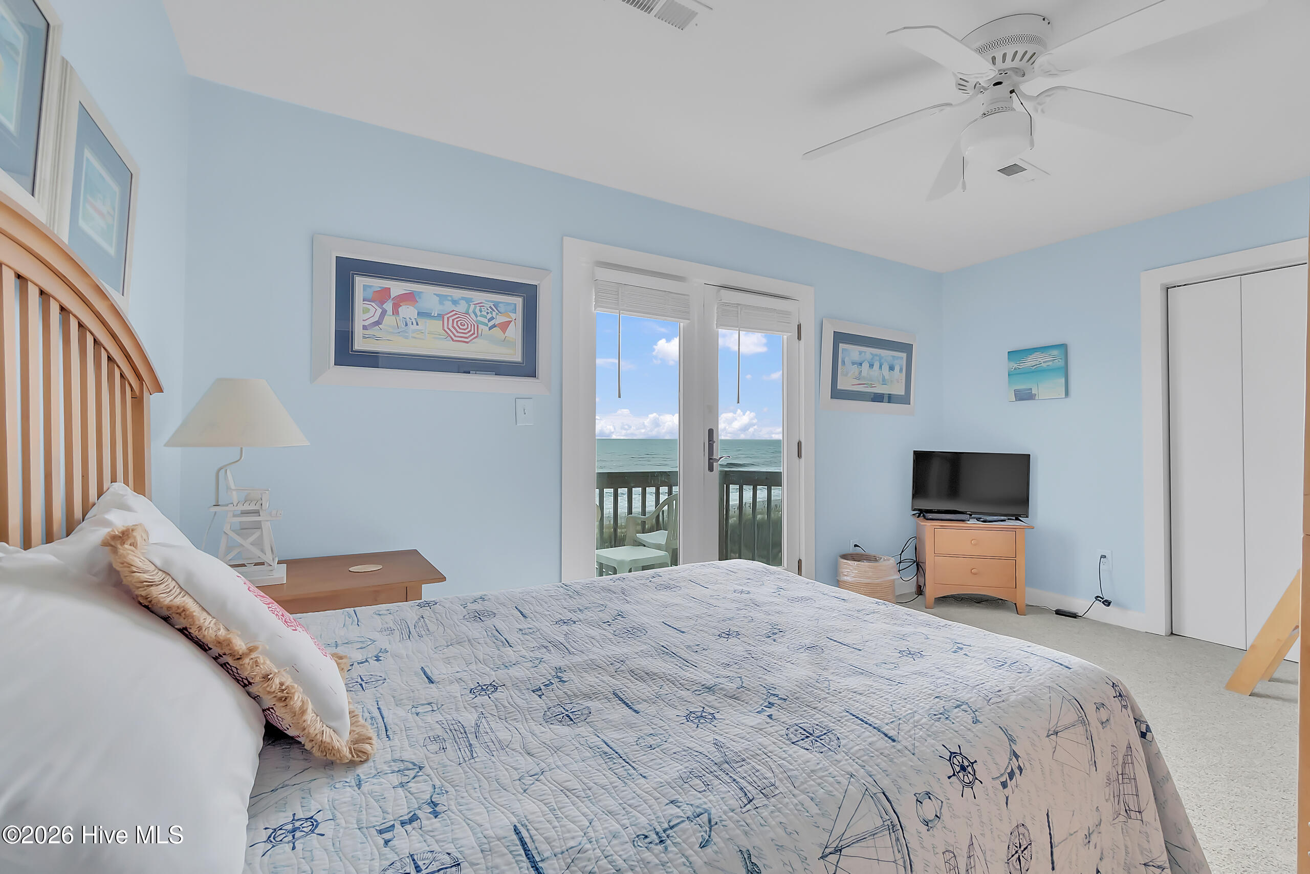 100568884 | Photo 48