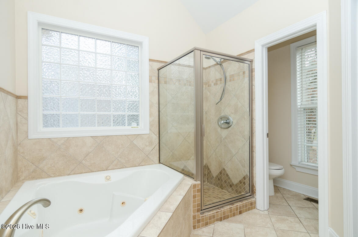 100556444 | Photo 18