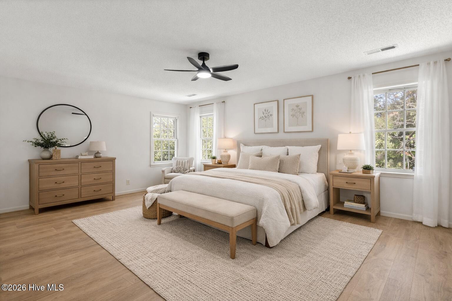 100552113 | Photo 39