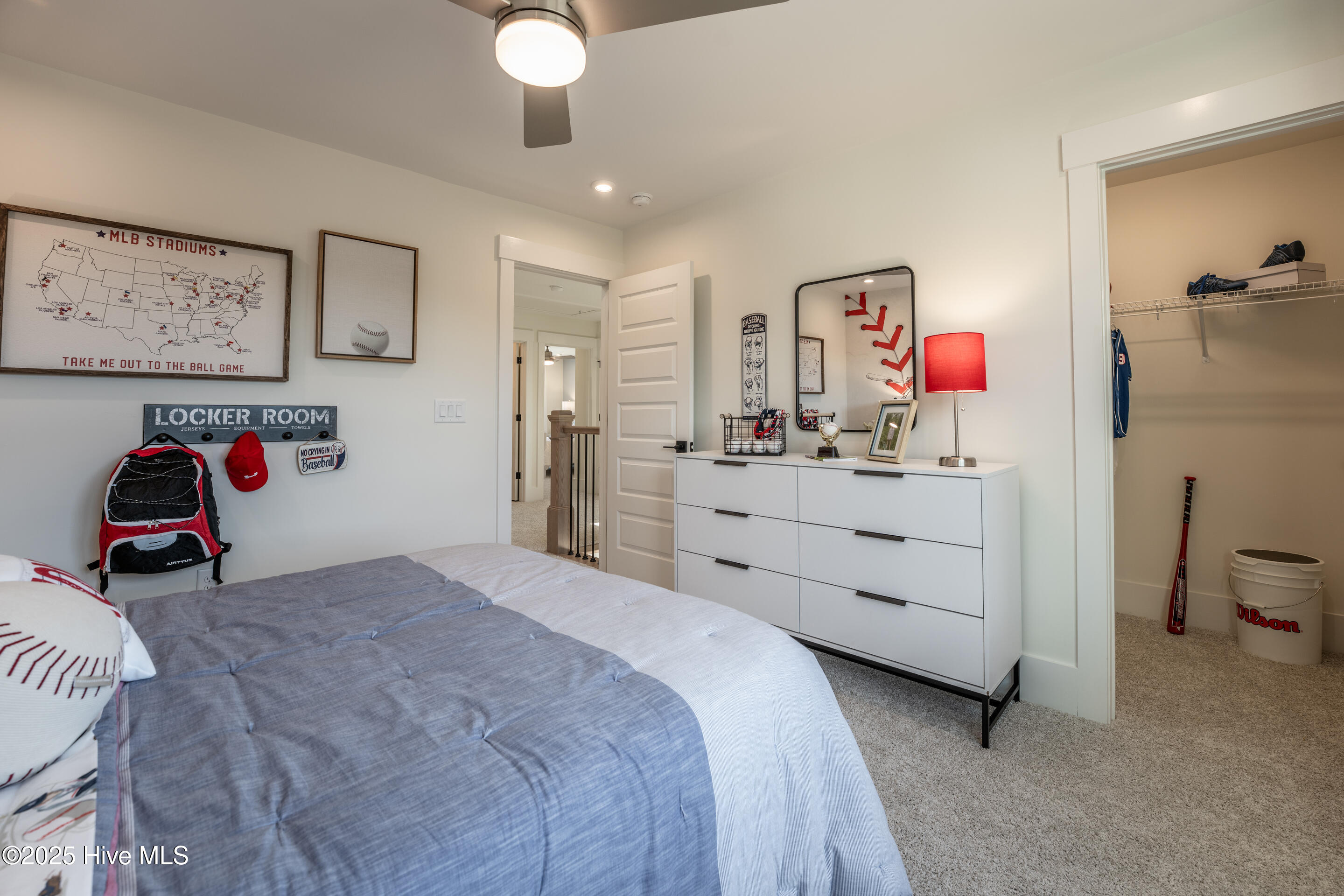 100531038 | Photo 41