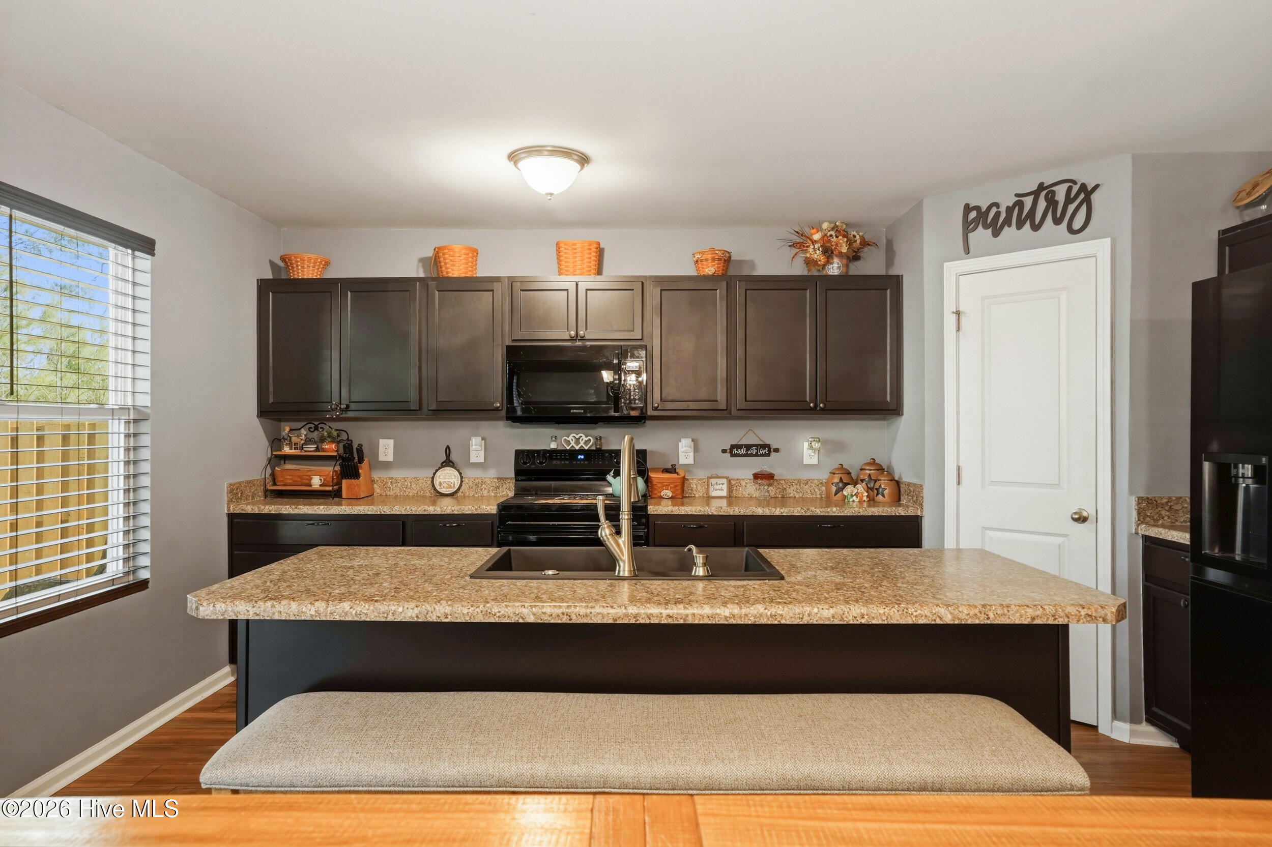 100556513 | Photo 14