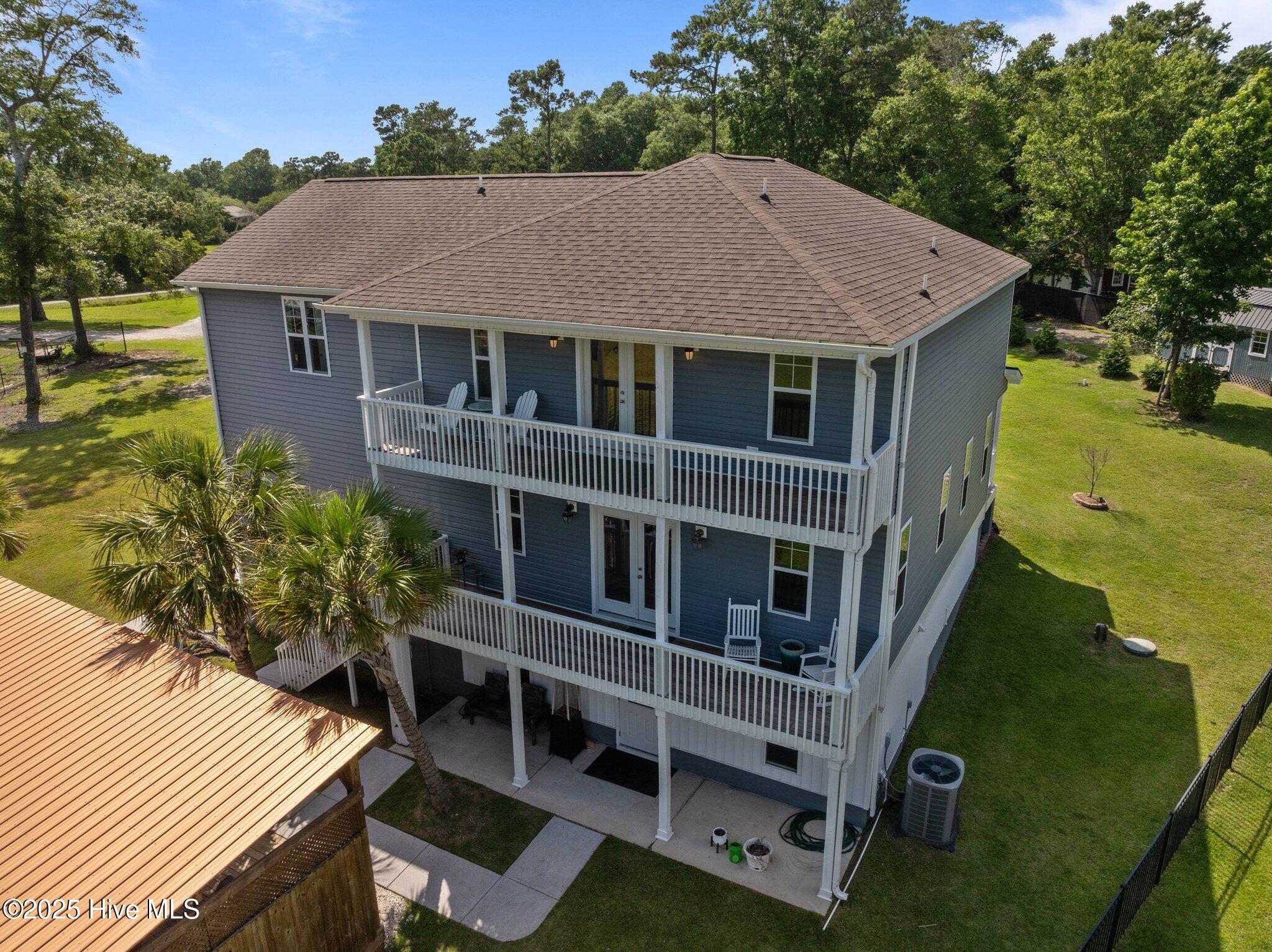 100517734 | Photo 97