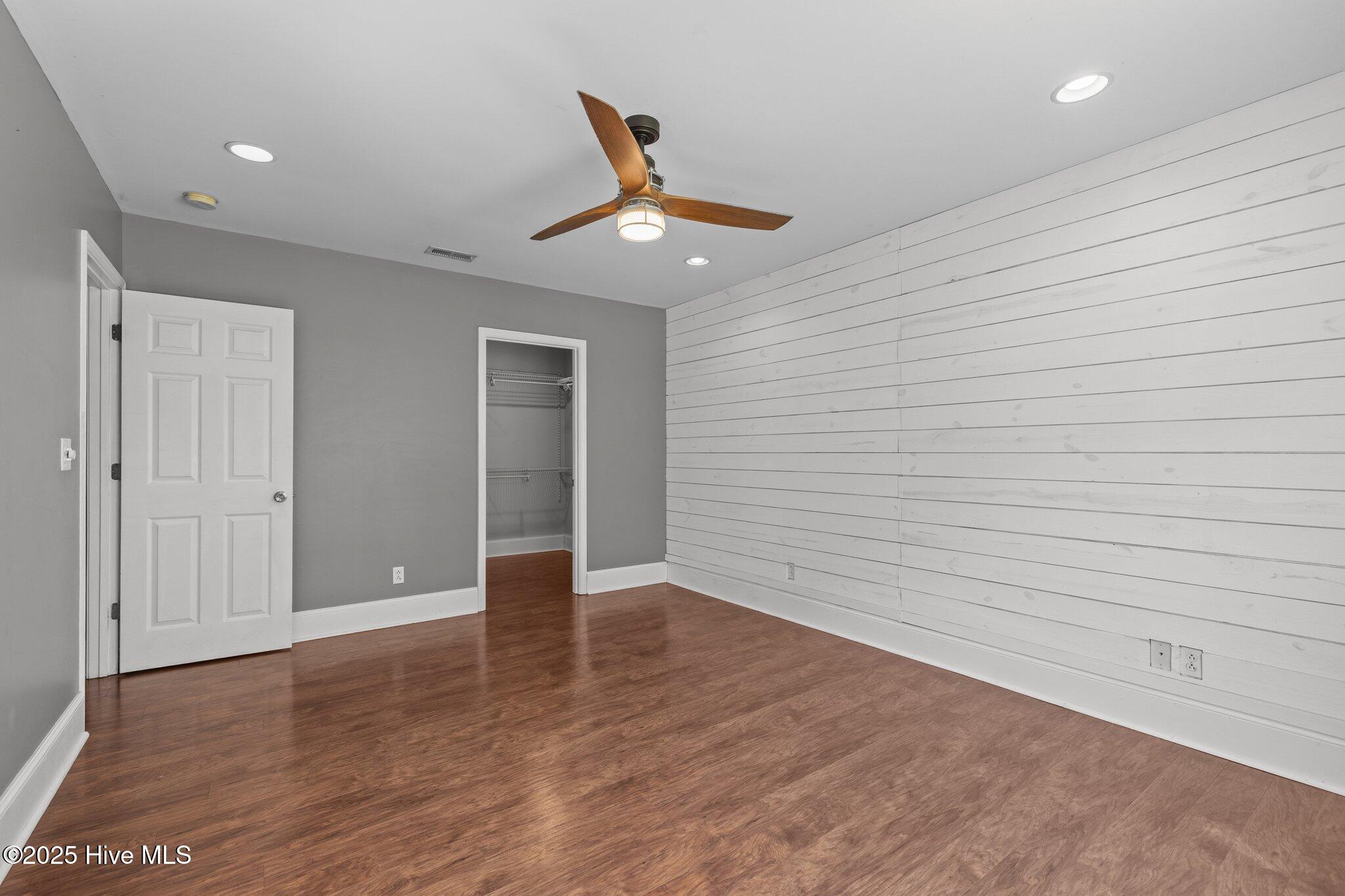 1199 Nine Foot Road,Newport