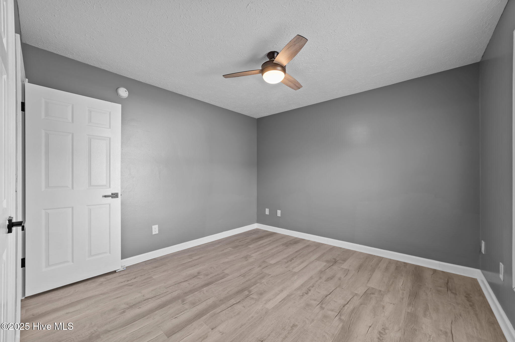 32-web-or-mls-LHV_2360