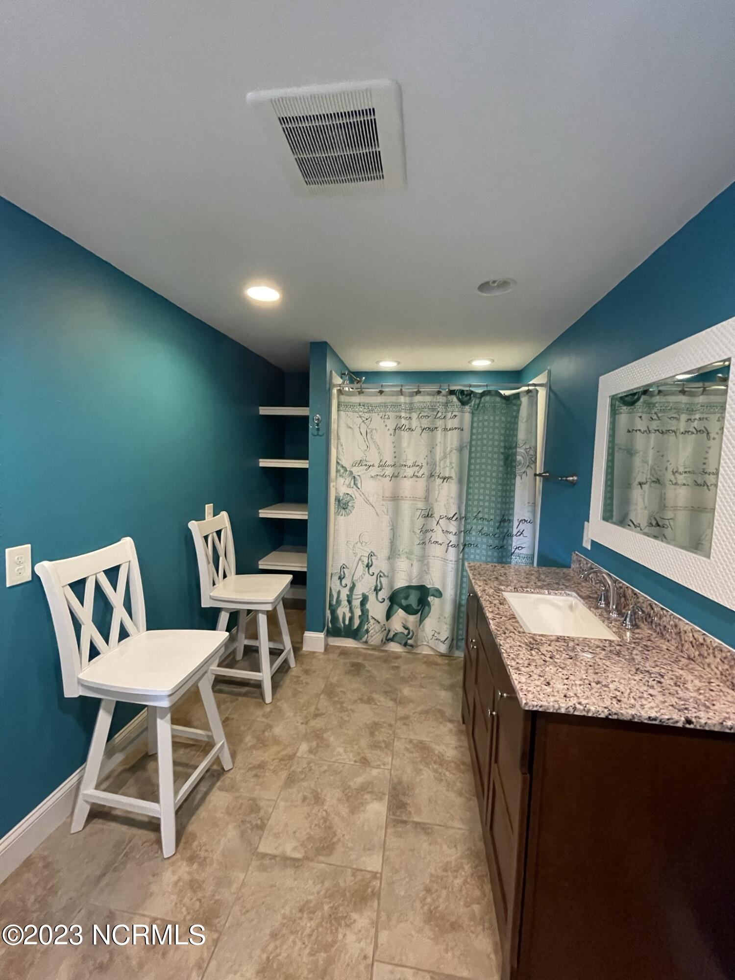 3D26F65B-9FFB-406F-A4A1-6AF54A4E46DB