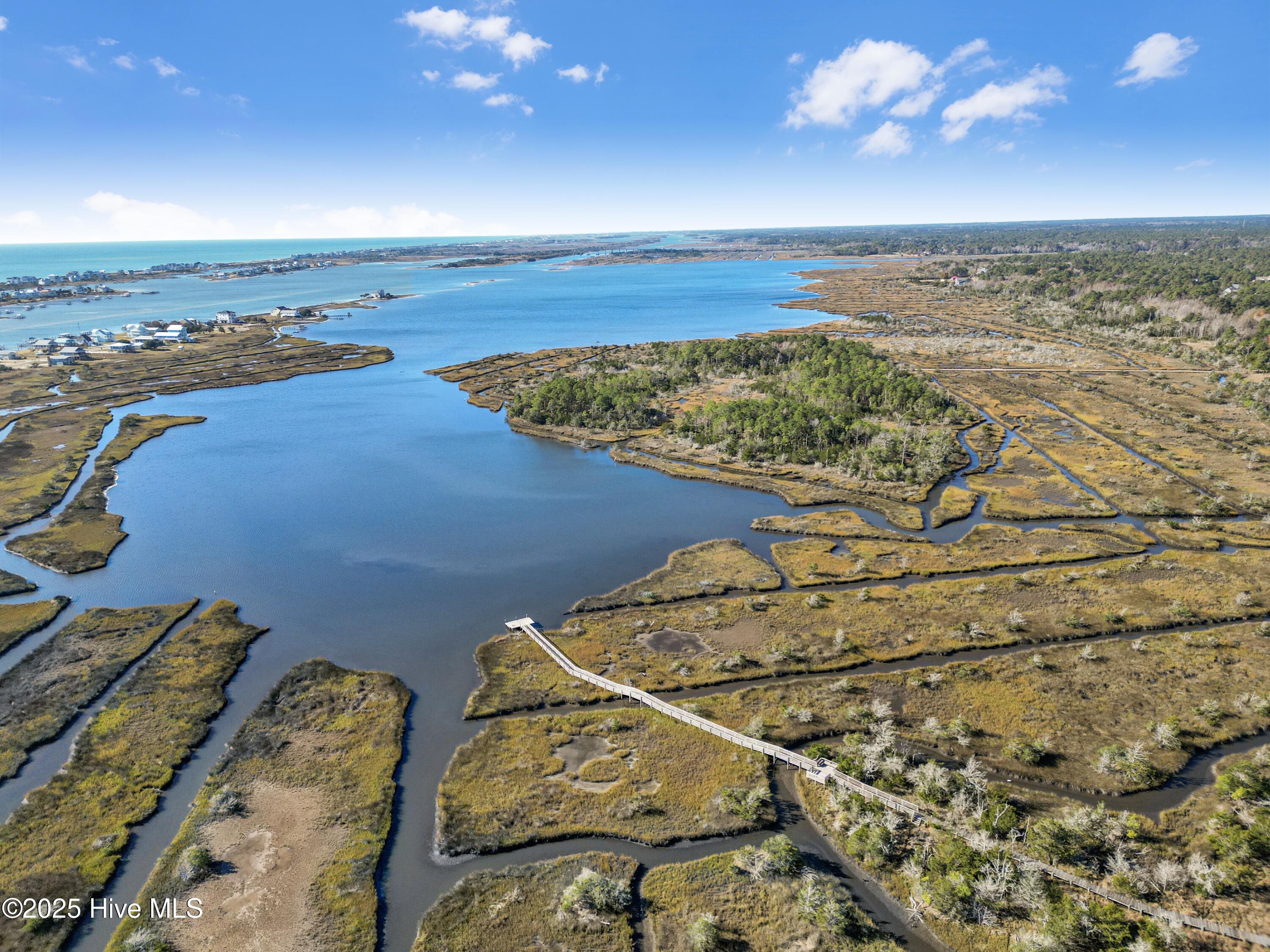 100543639 | Photo 46