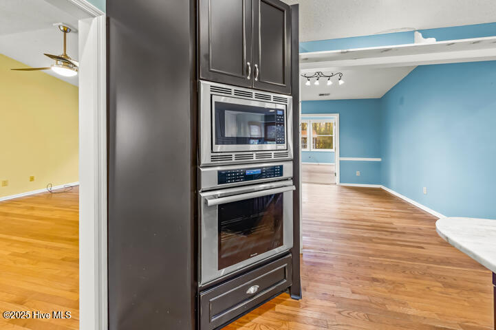 9314 Doris Drive,Oriental