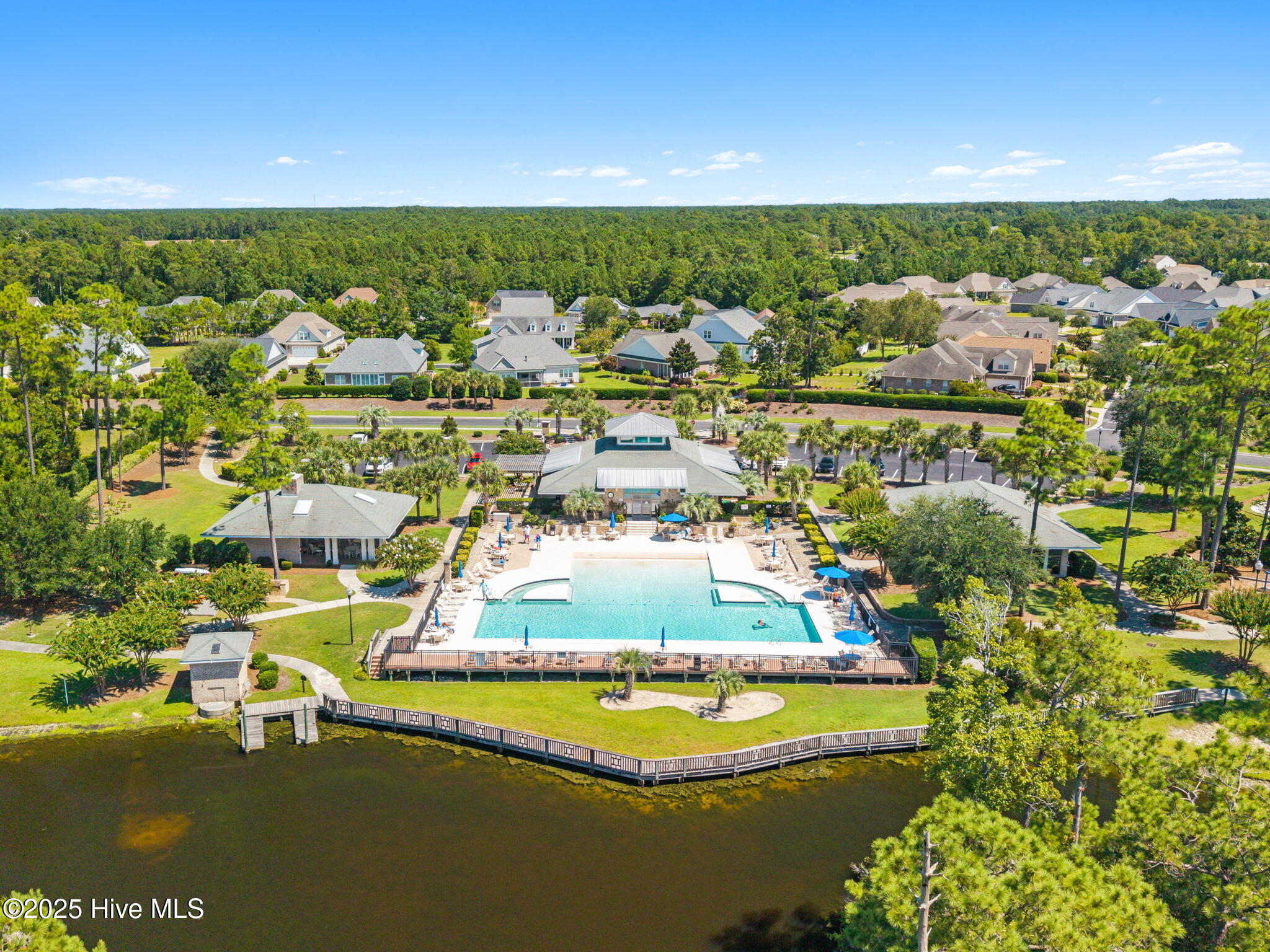 100543252 | Photo 16