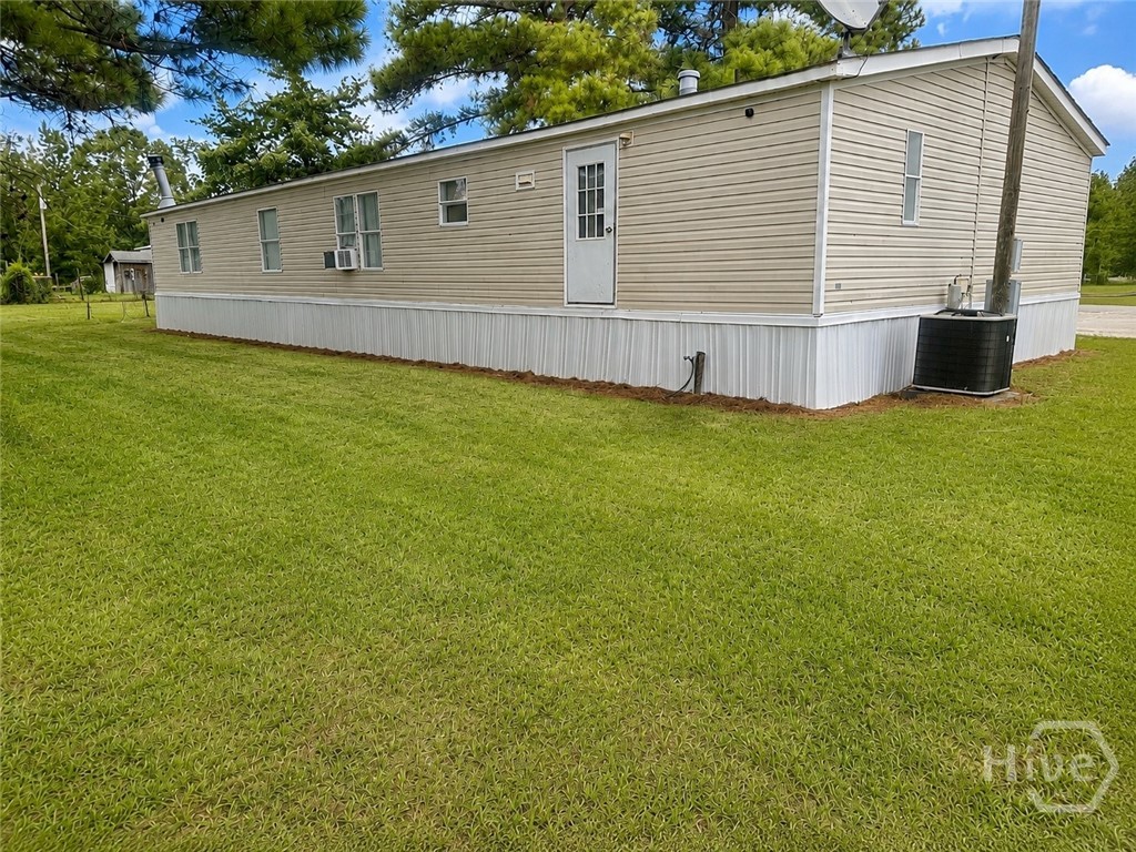 Homes for sale in Ellabell, GA | 311 Live Oak Loop, Ellabell, GA 31308 | MLS# SA360631