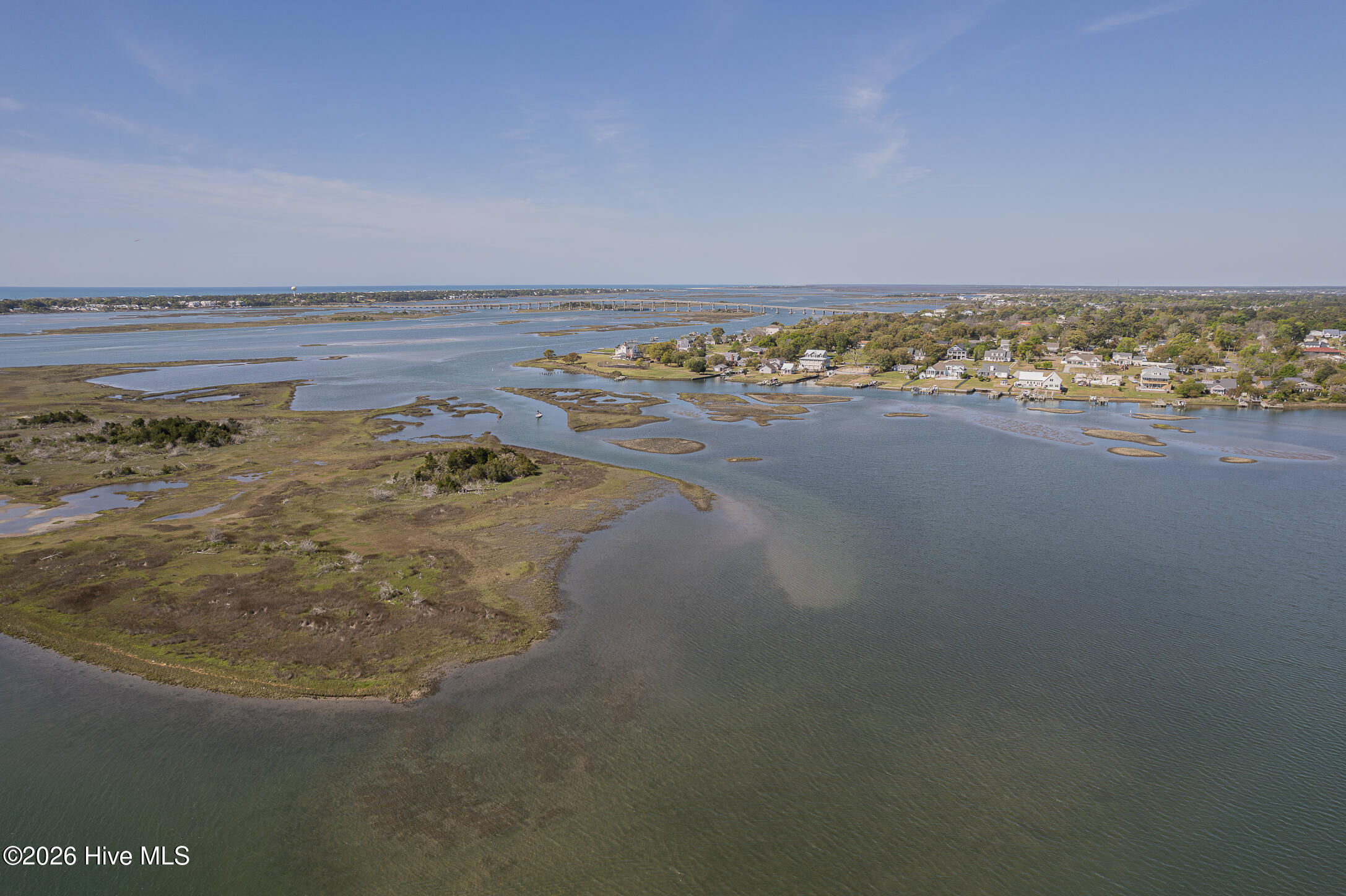 100563969 | Photo 81