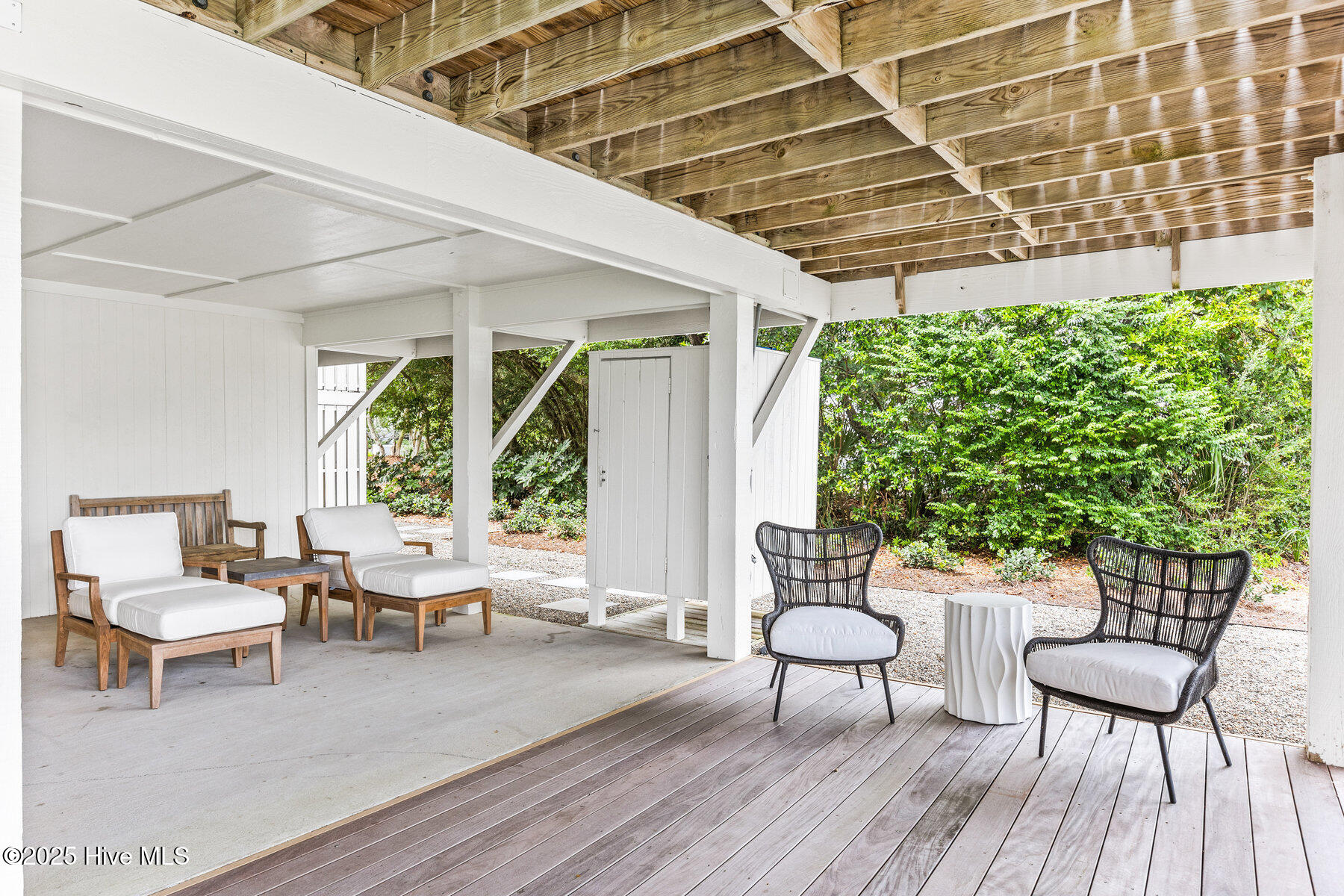 100530519 | Photo 49