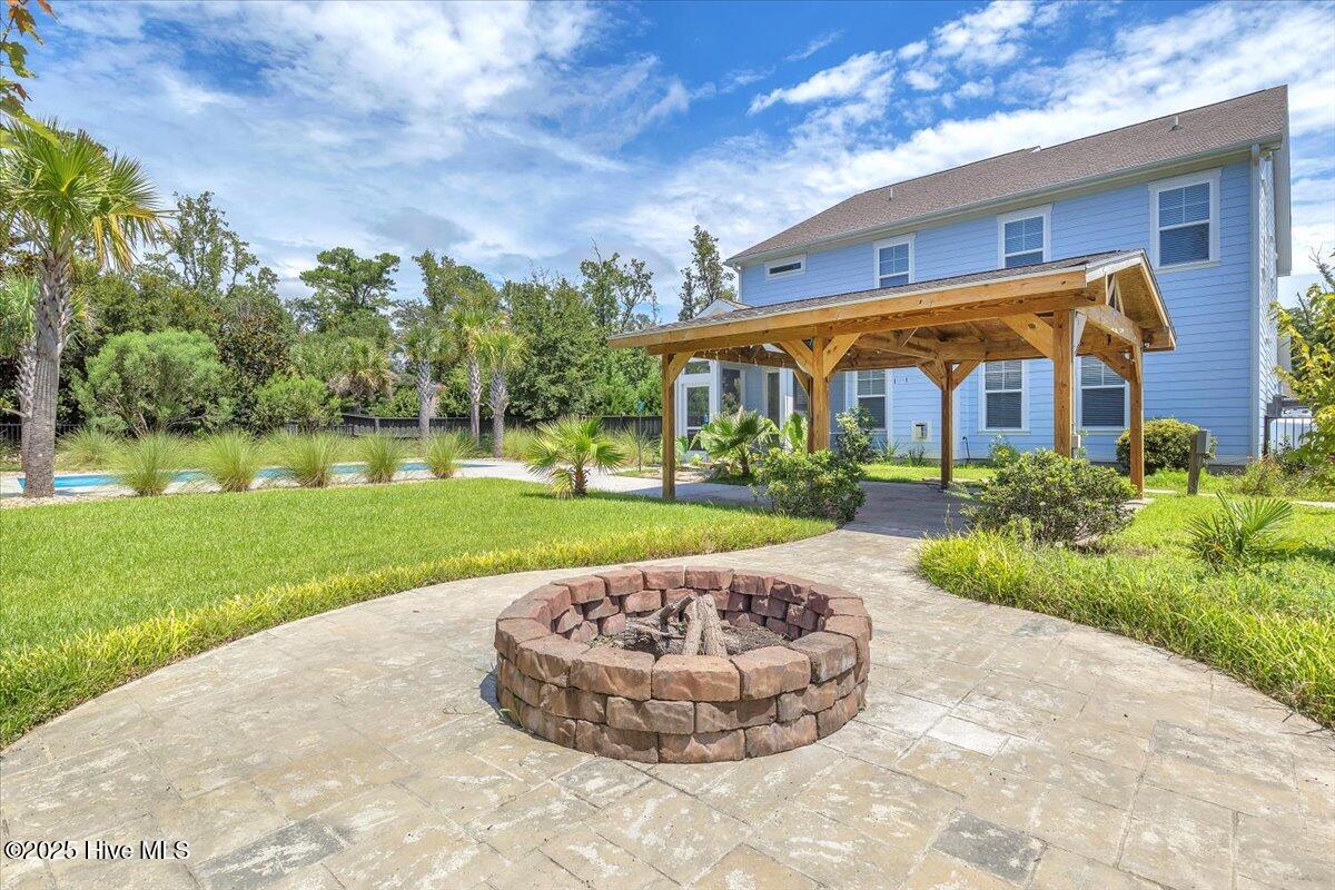 100523445 | Photo 64