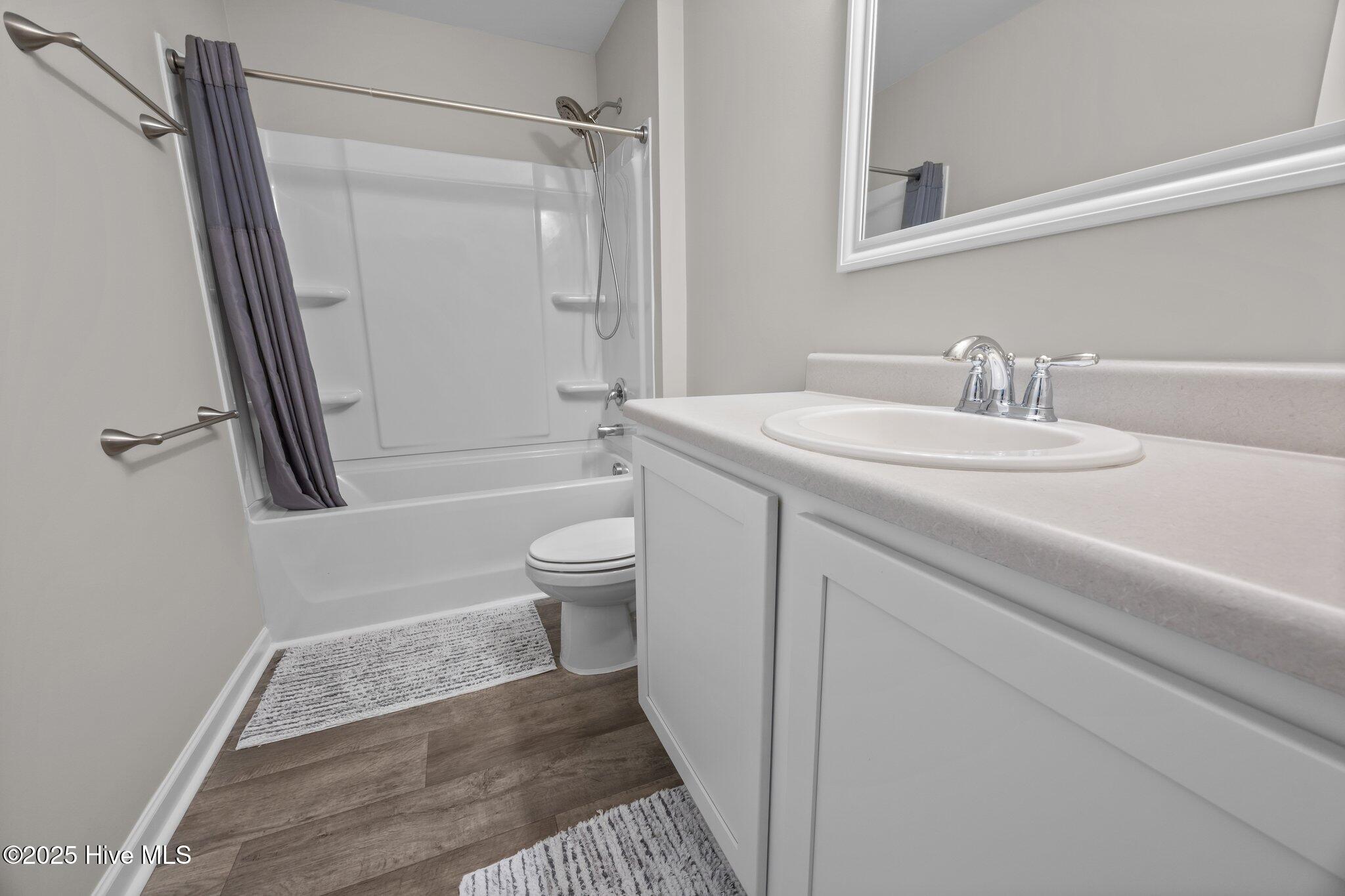 100548387 | Photo 21