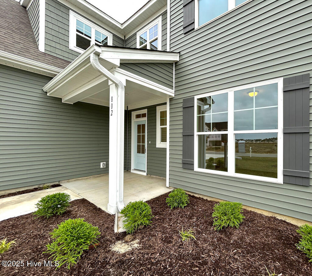 802 Tupelo Tree Drive, Hubert, NC, 28539