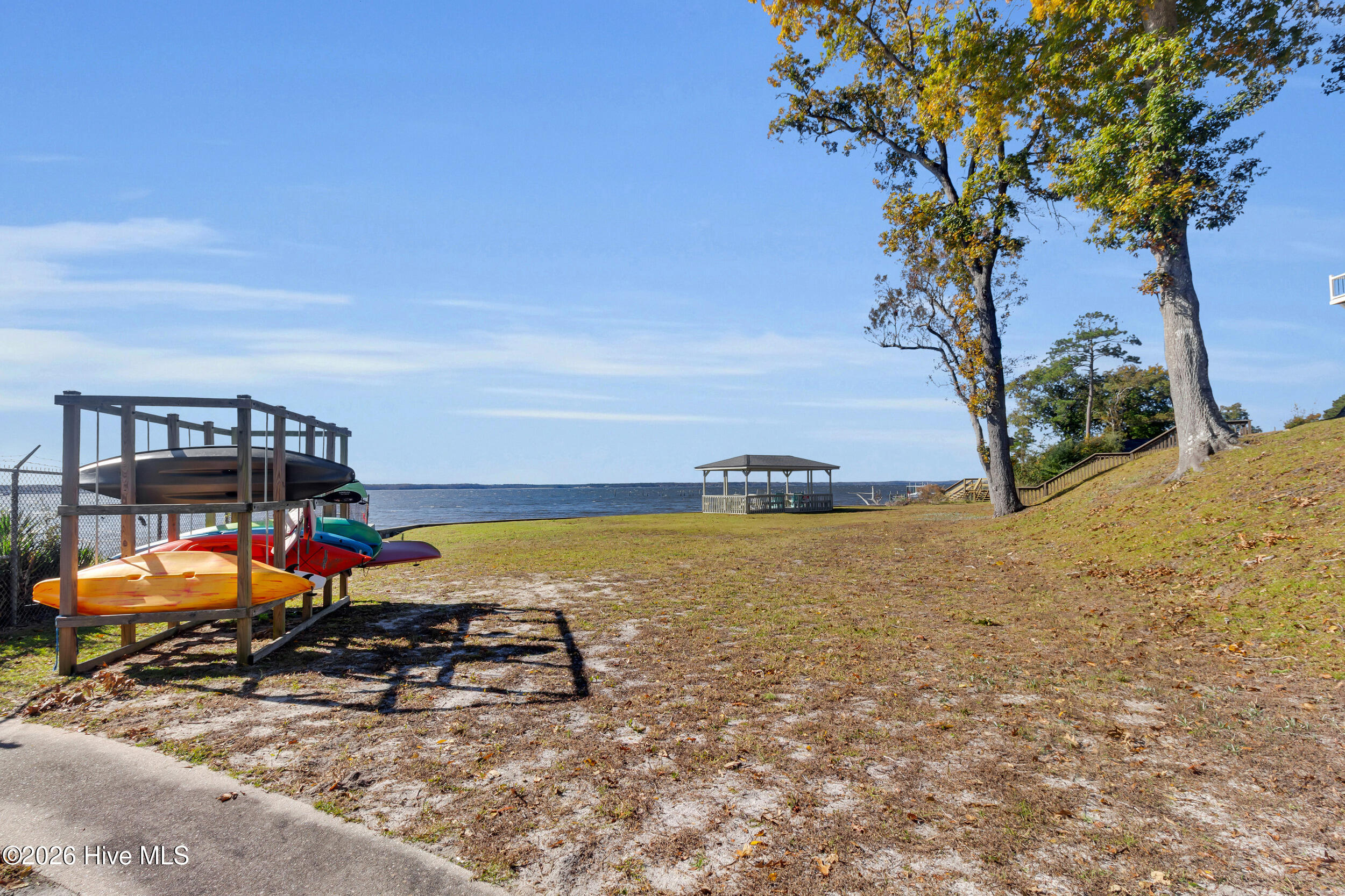 89 Country Club Drive Apt H4,Minnesott Beach
