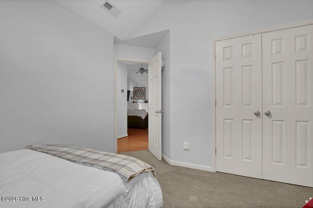 100555052 | Photo 22