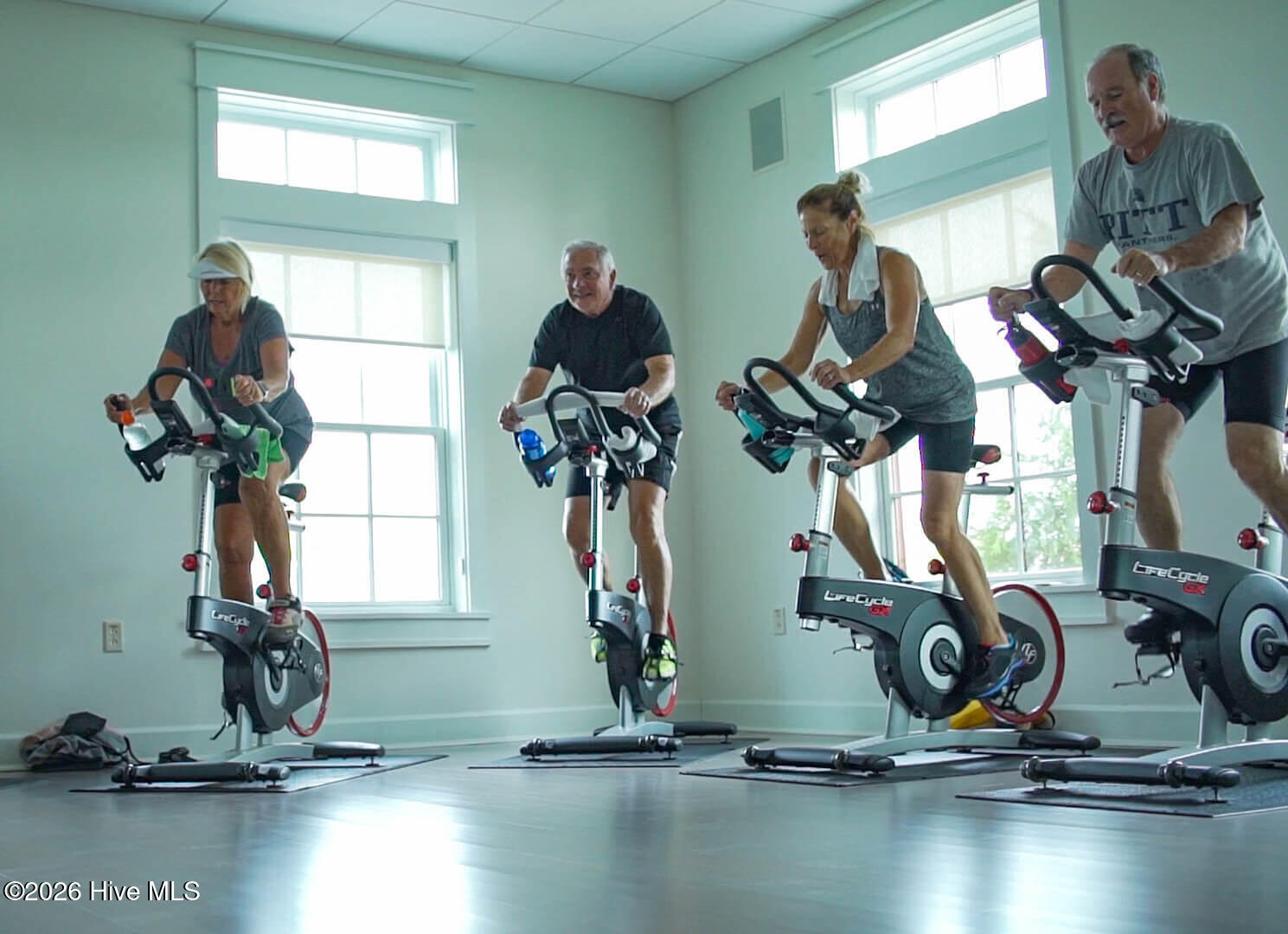 100552329 | Photo 78