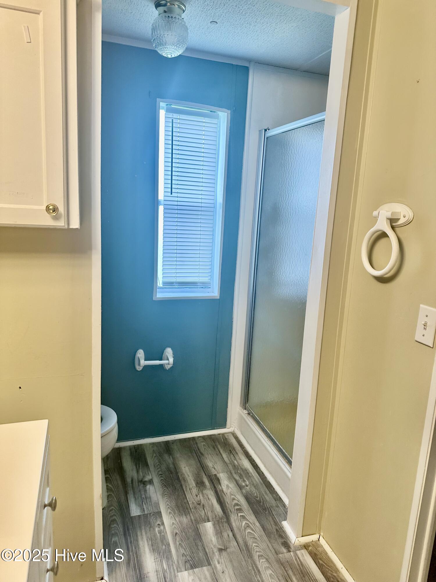 100512329 | Photo 19