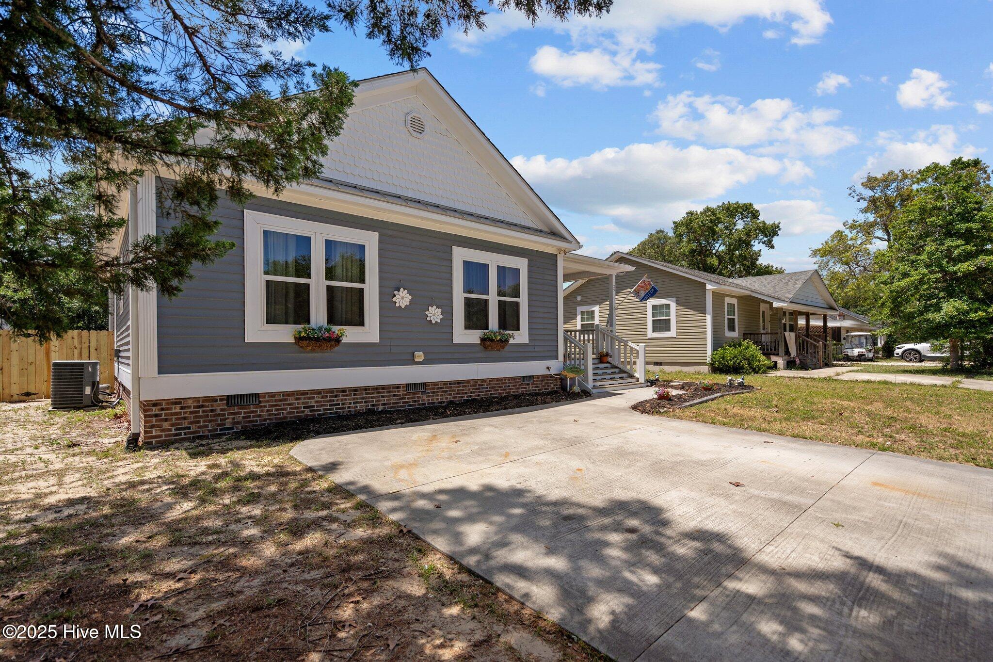 100516746 | Photo 38