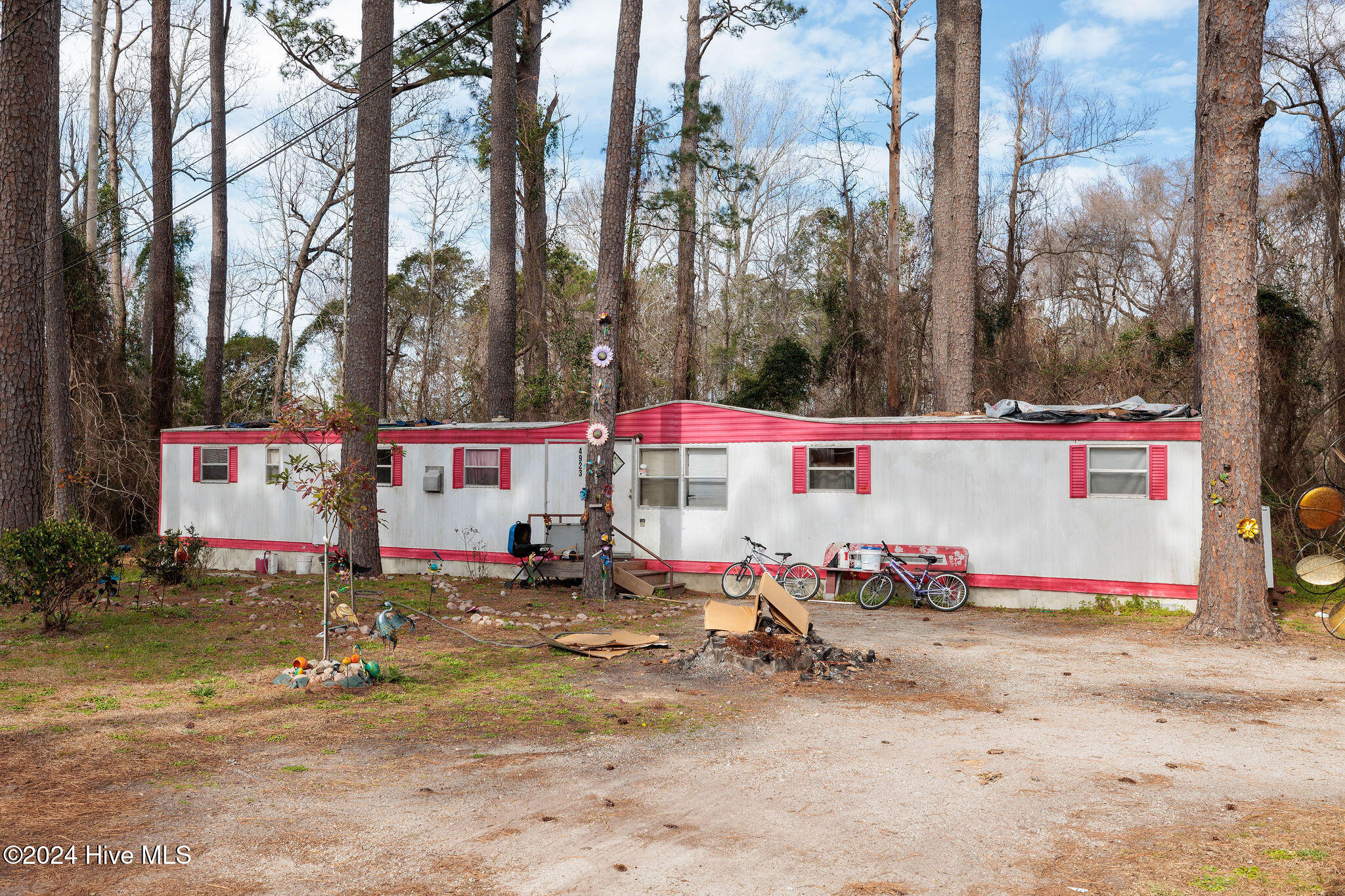 100478848 | Photo 25