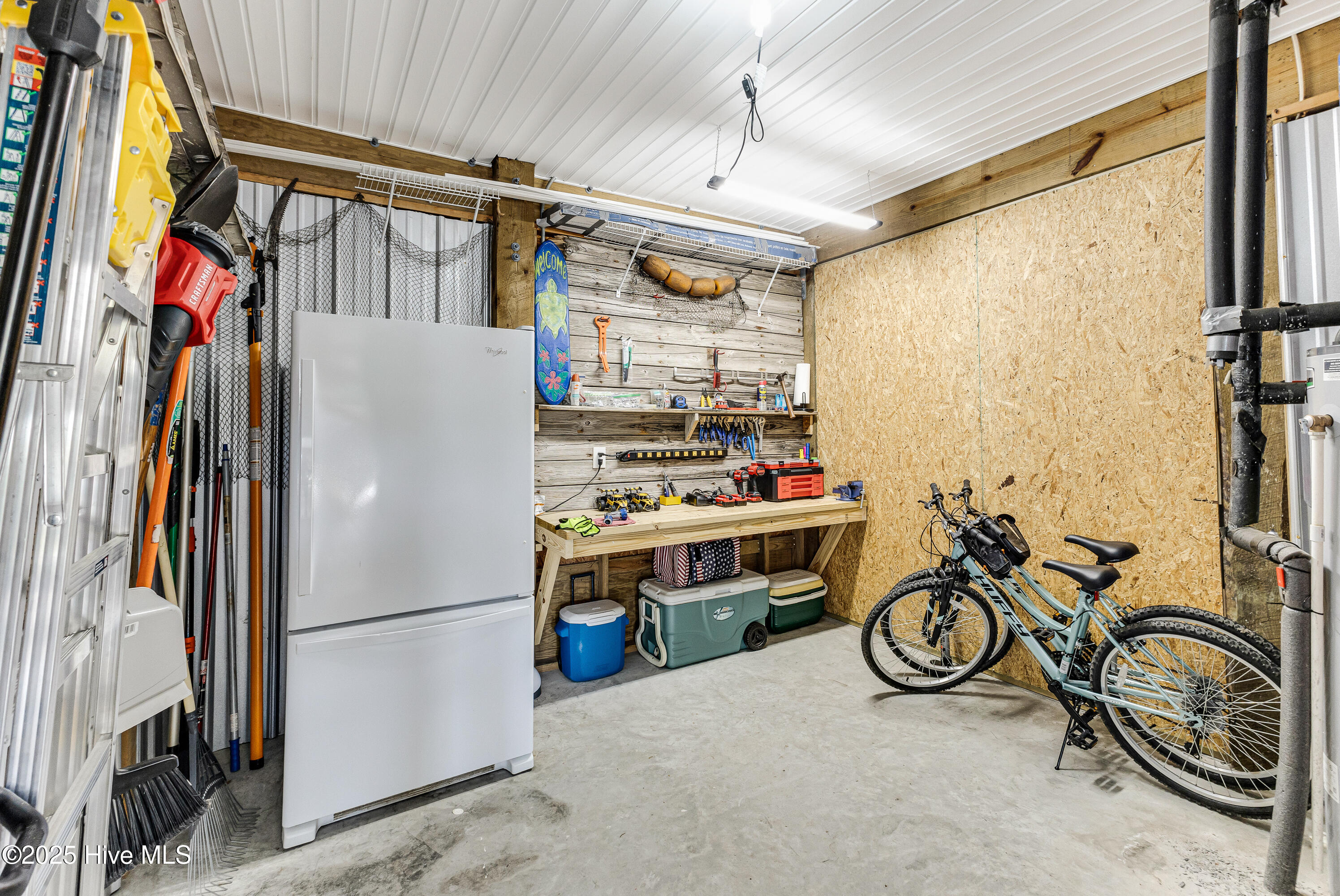 100523594 | Photo 30