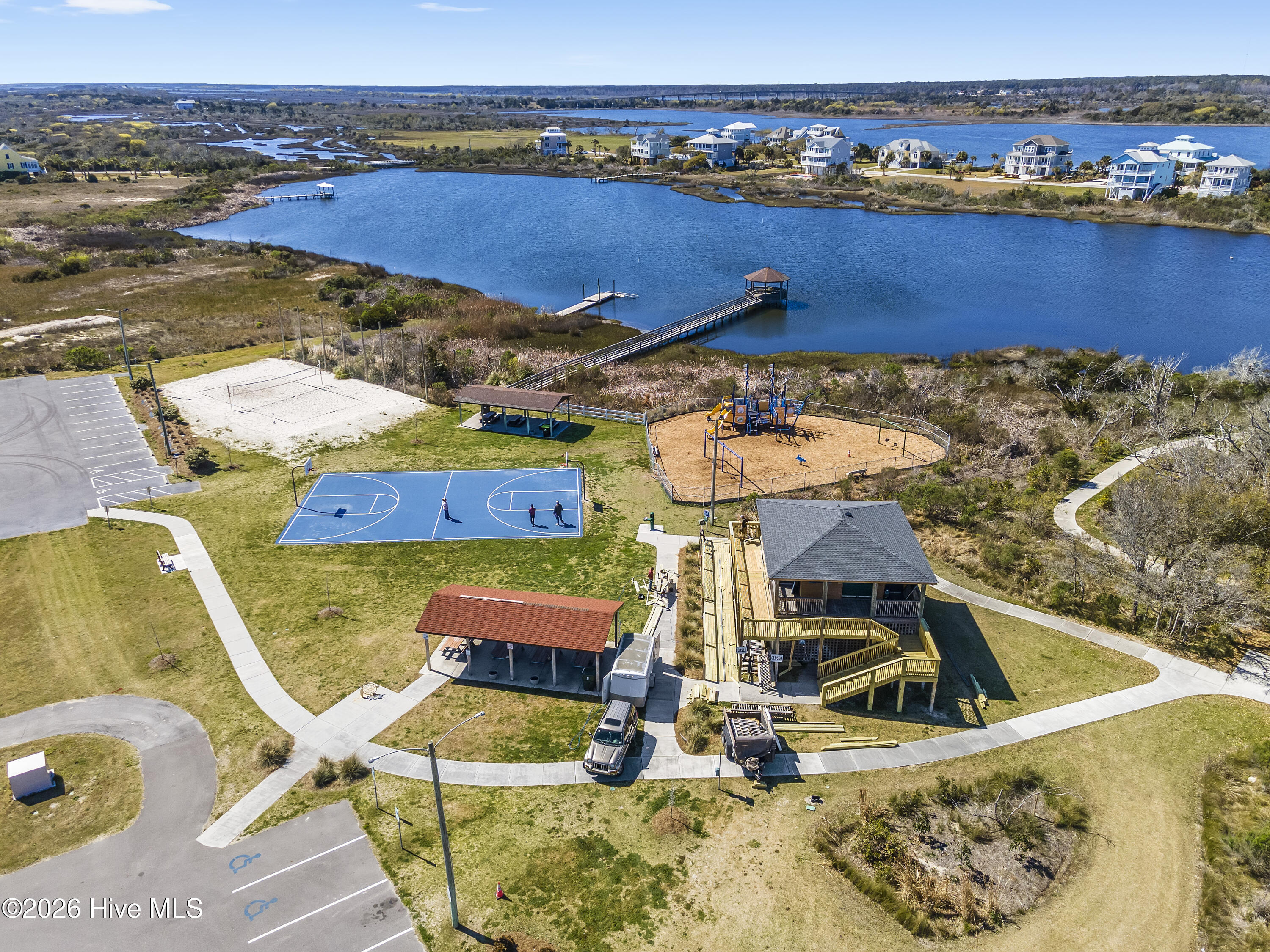 100549659 | Photo 60