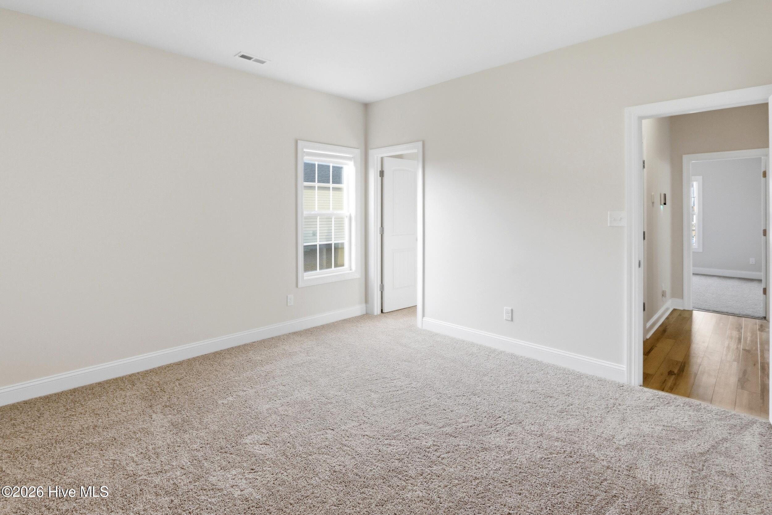 100569035 | Photo 29