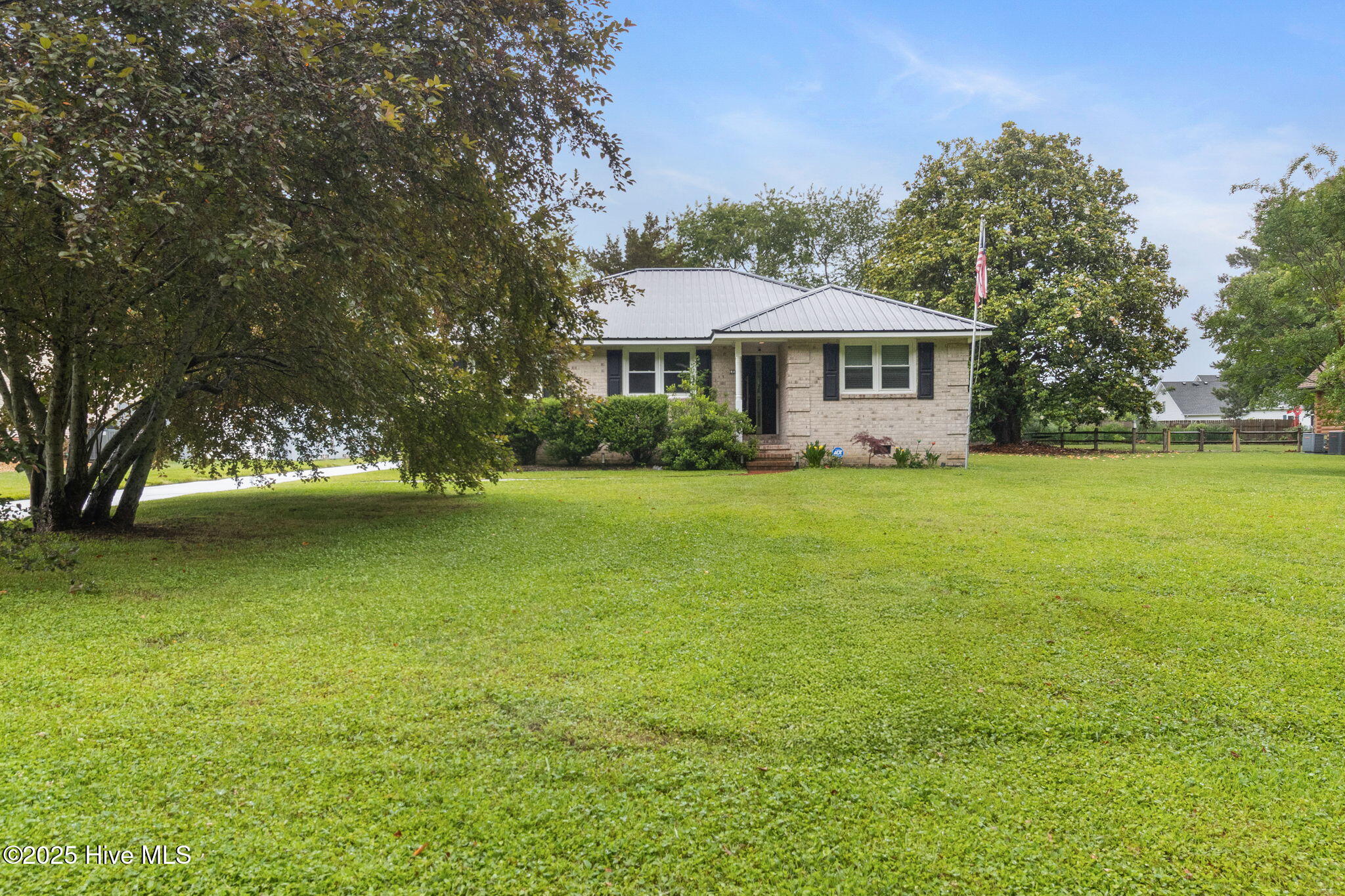 Homes for sale in Moyock, NC | 185 Launch Landing Rd, Moyock, NC 27958 | MLS# 100510648