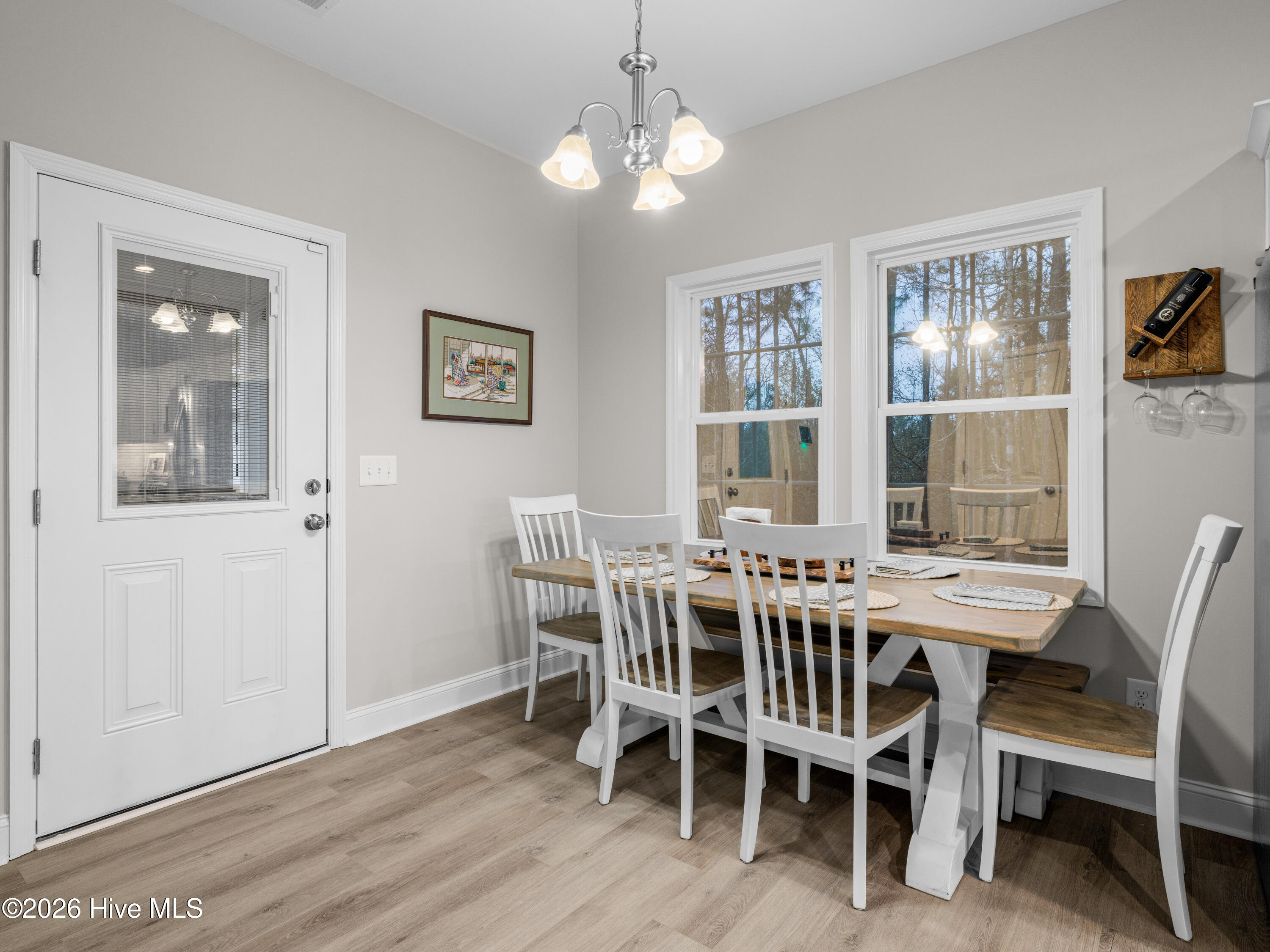 100549513 | Photo 25