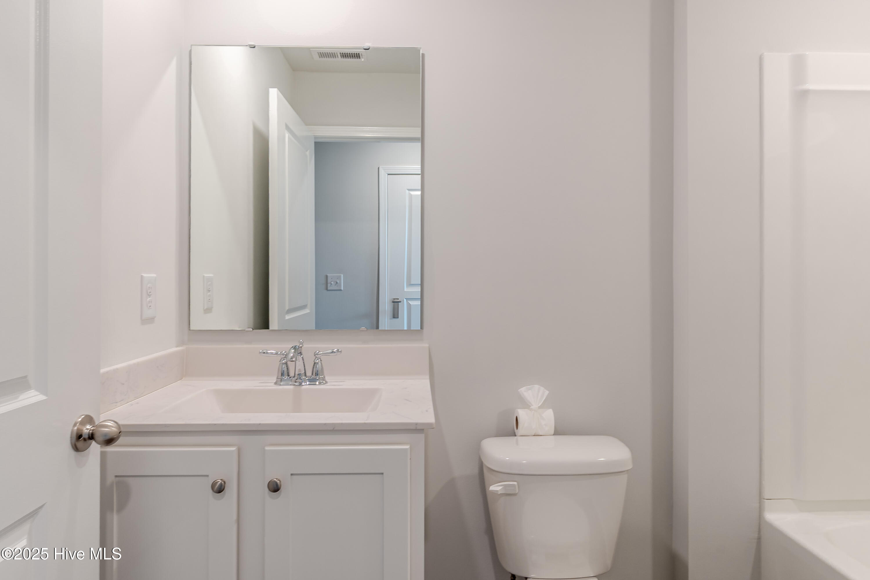 100526053 | Photo 50