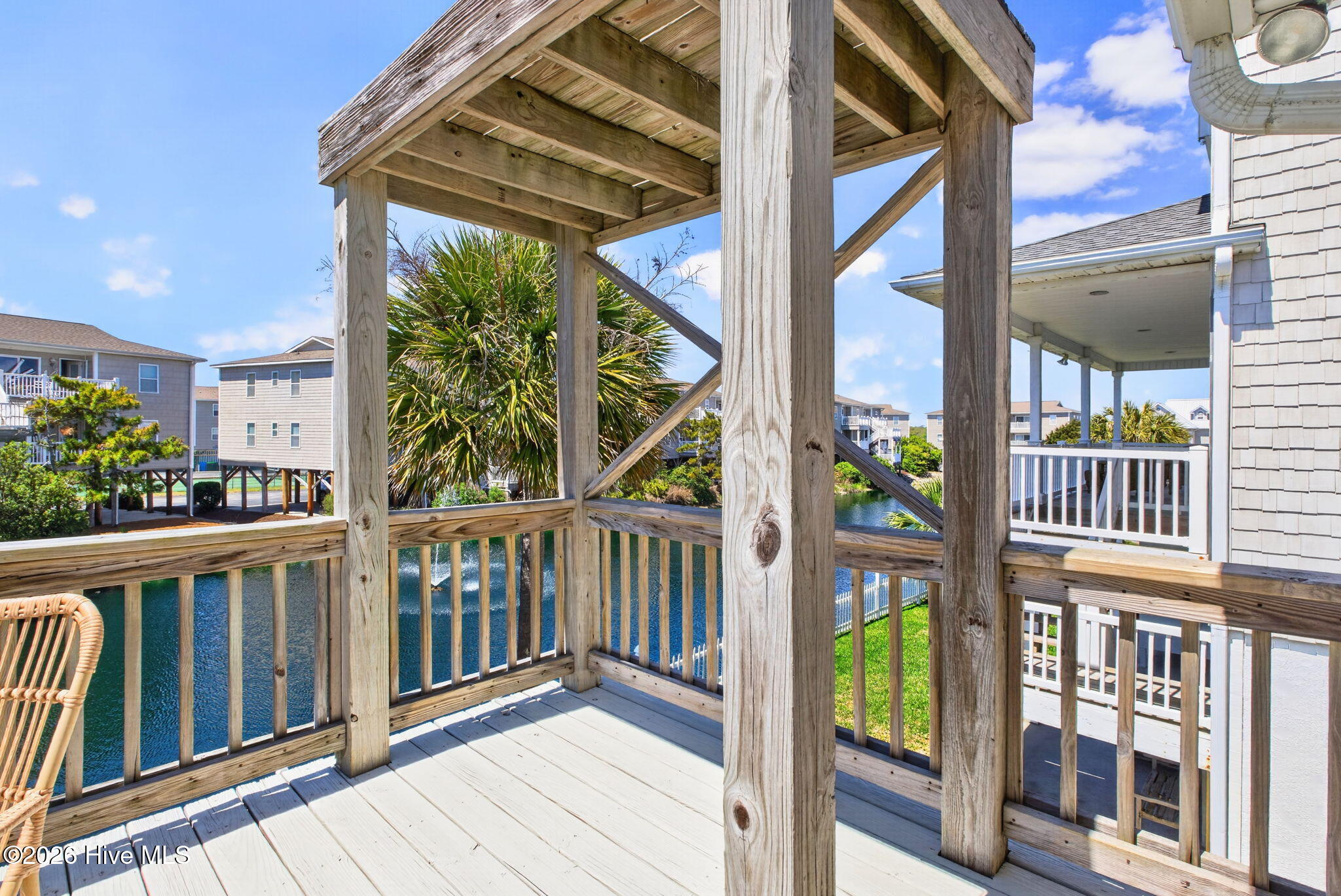 100566511 | Photo 16