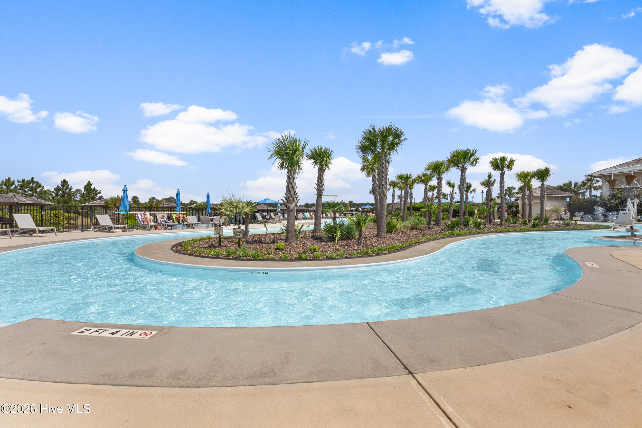 100560170 | Photo 65