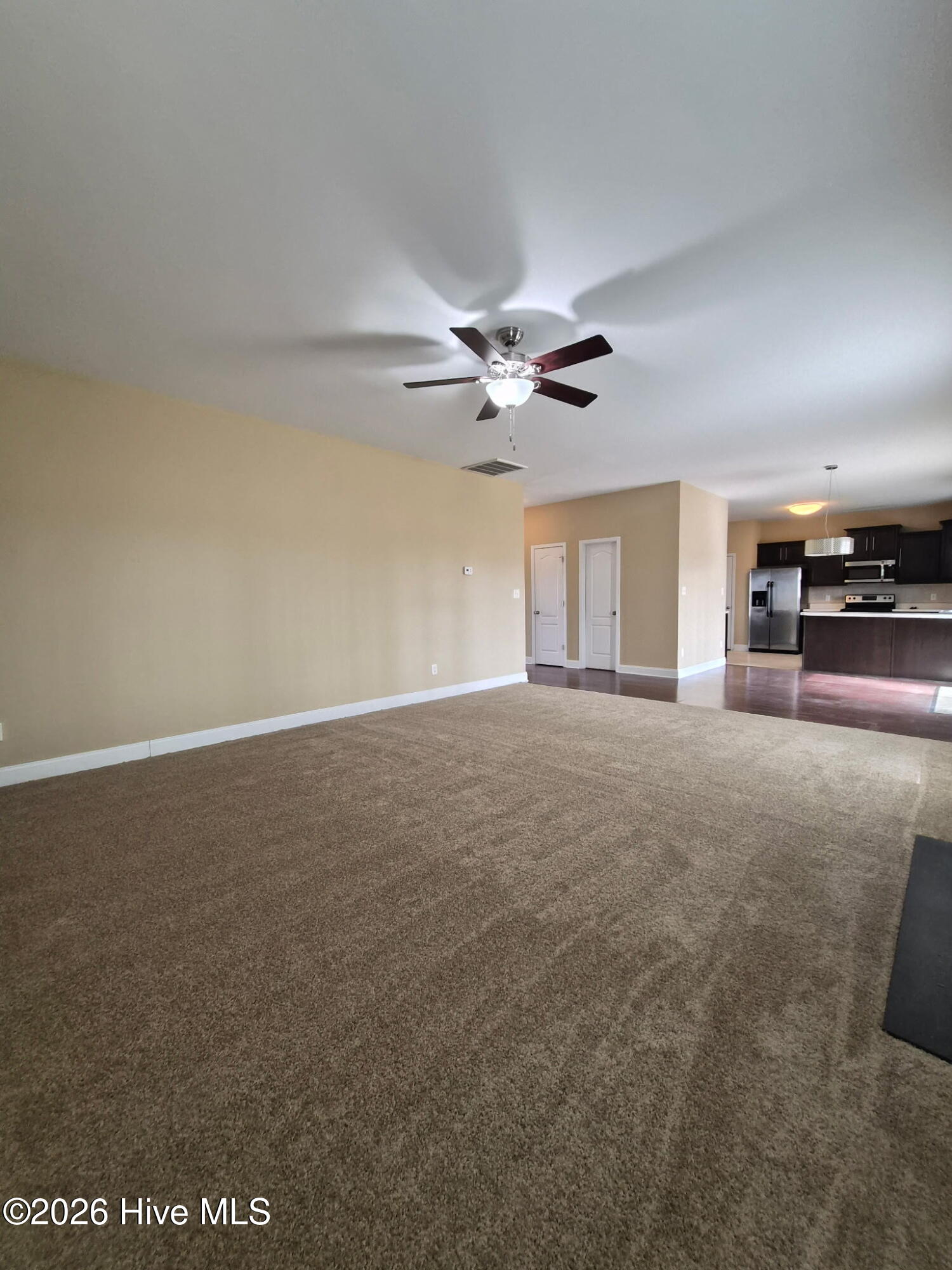 100556594 | Photo 10