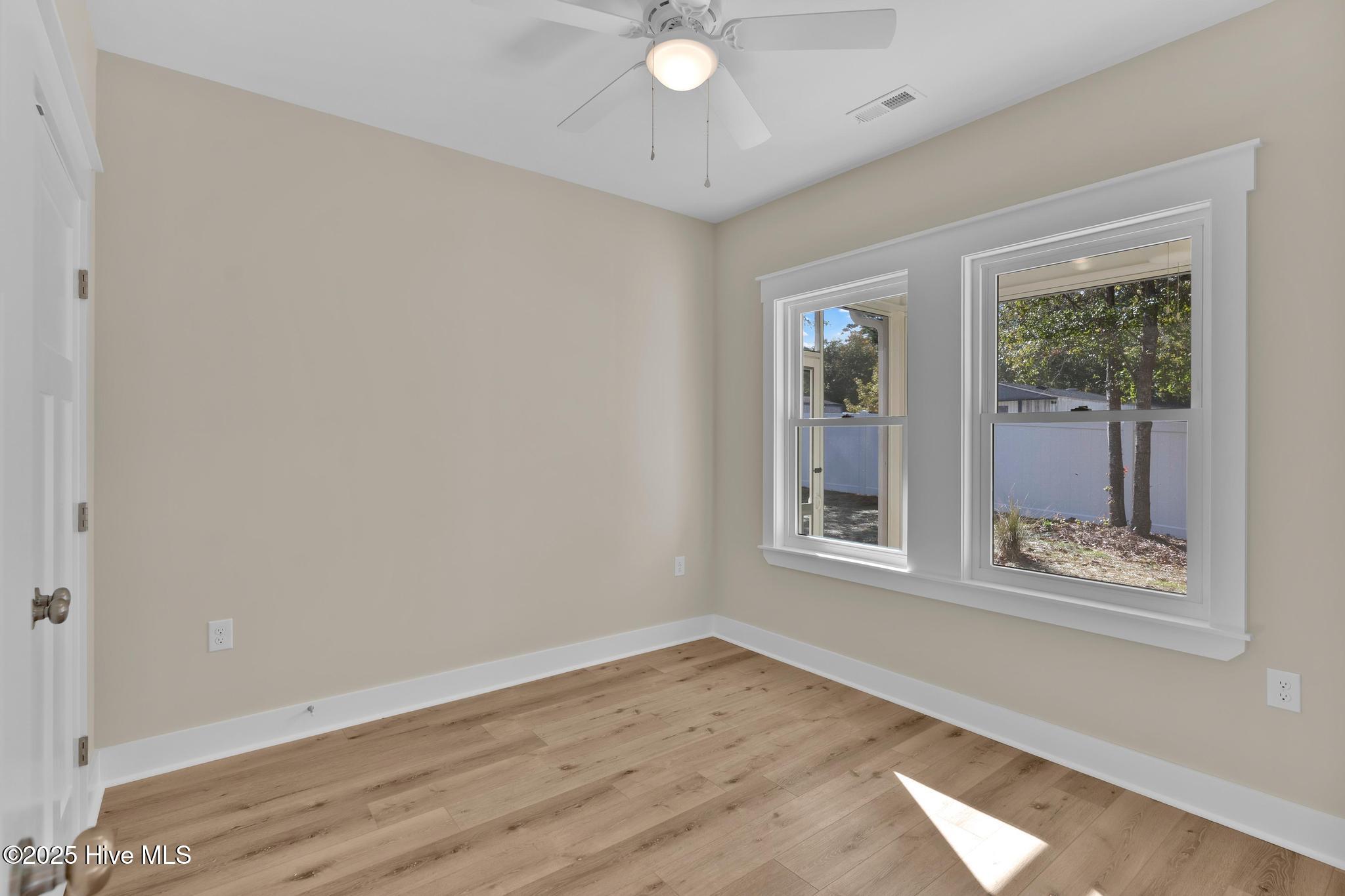 100527494 | Photo 29