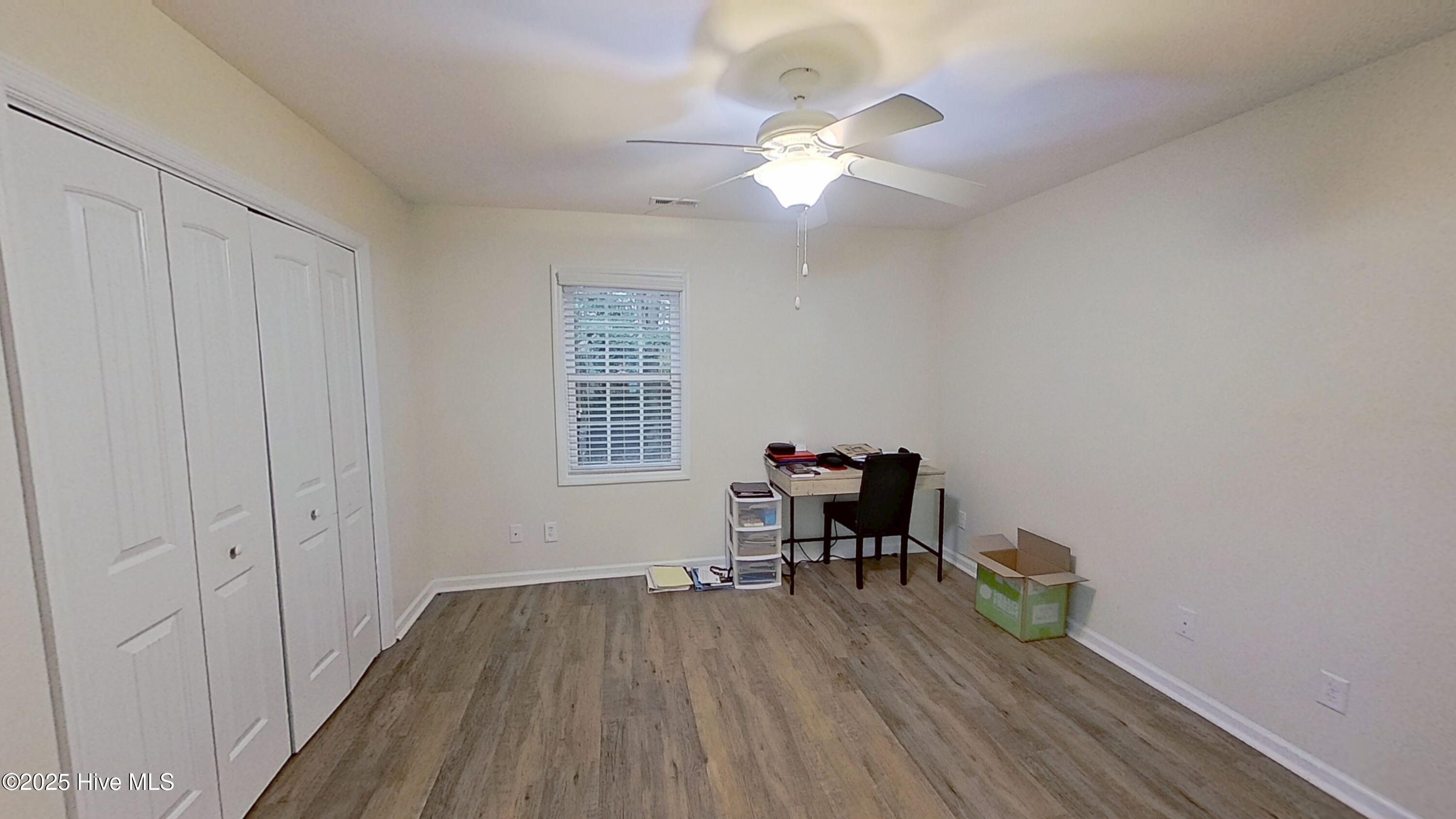 100543578 | Photo 15