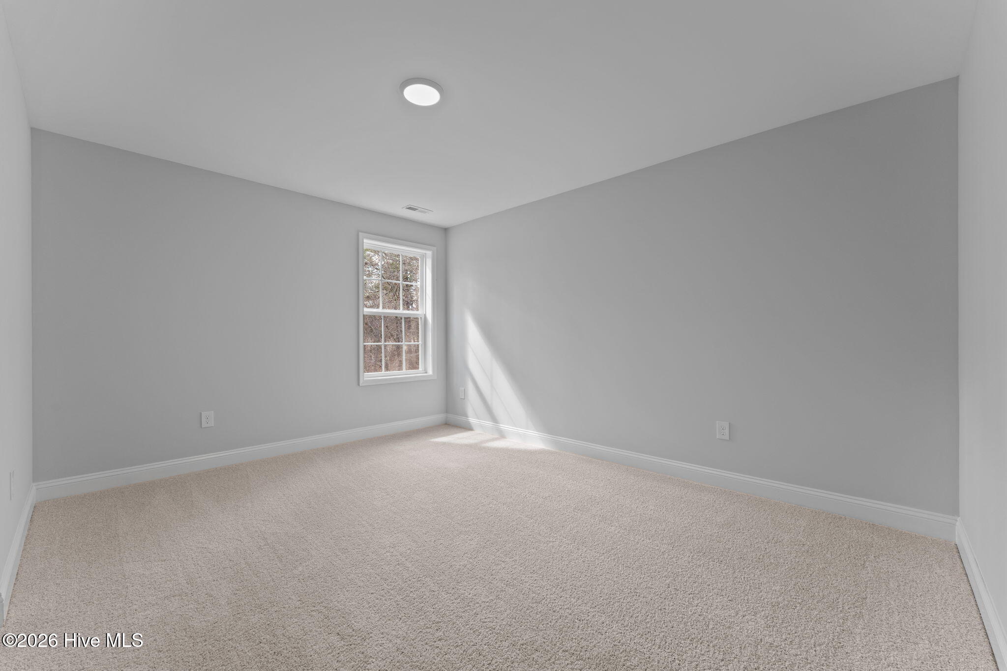 180 Longleaf Drive