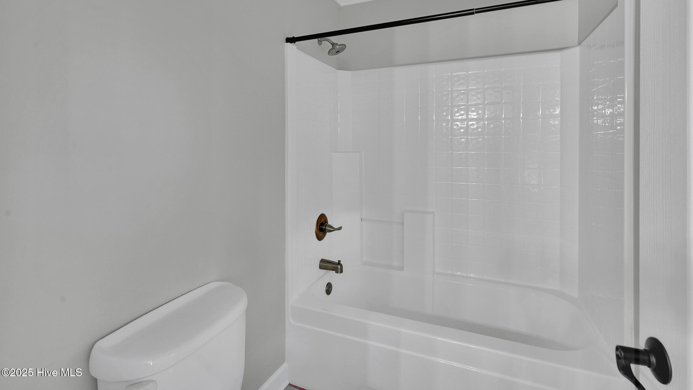 300 Silverleaf Court, Greenville, NC, 27834