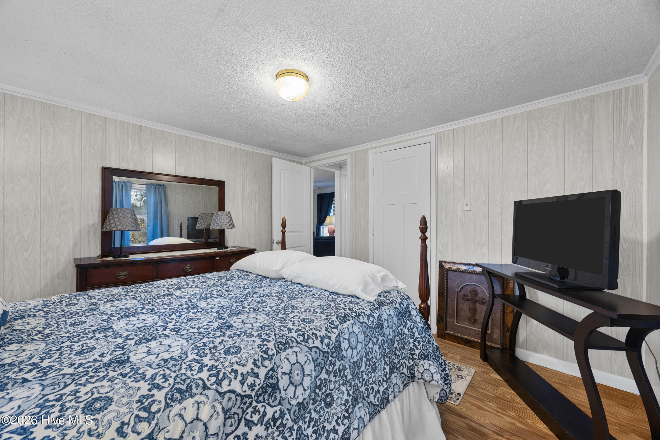 100550119 | Photo 17