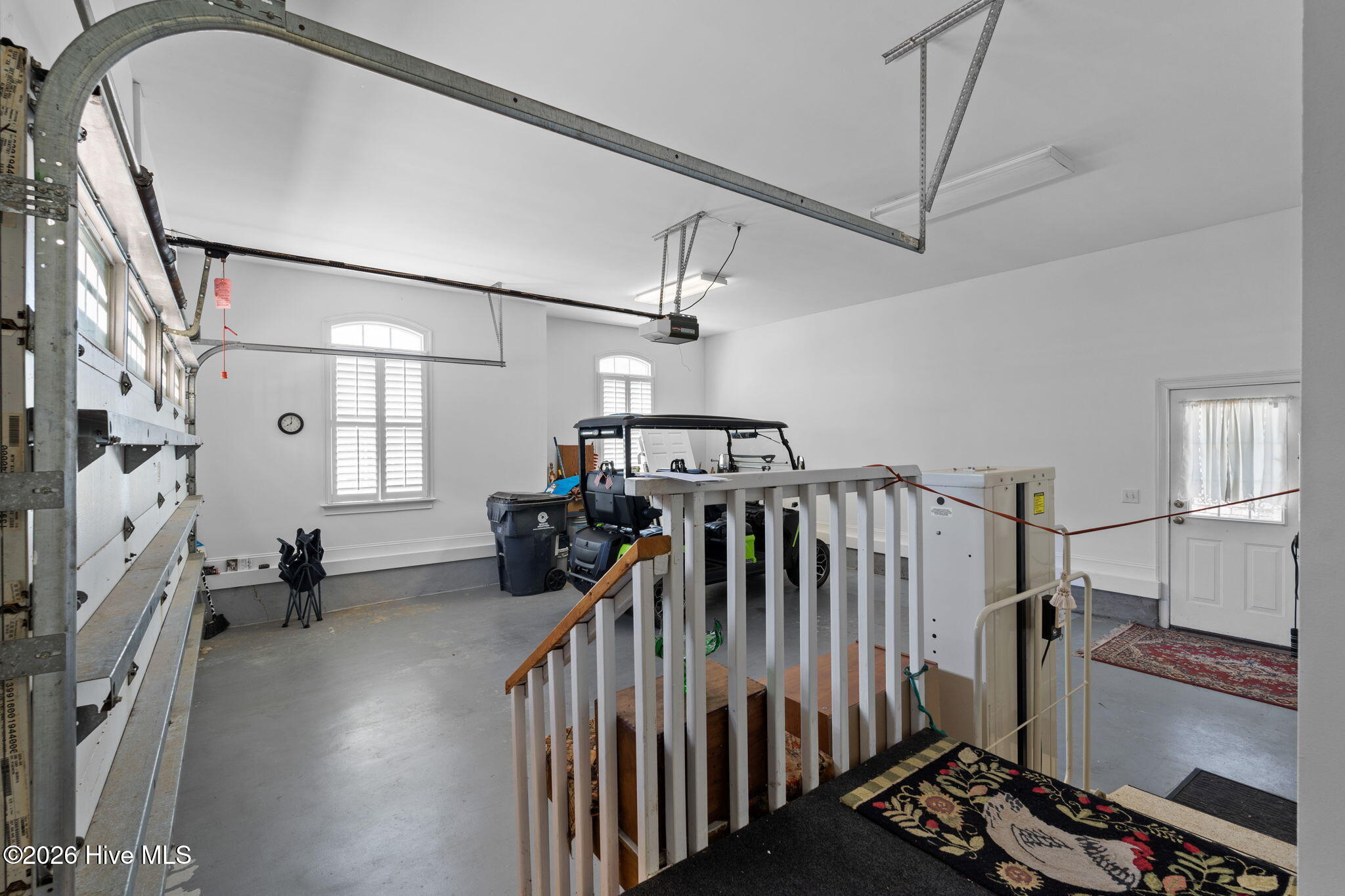 100569598 | Photo 55