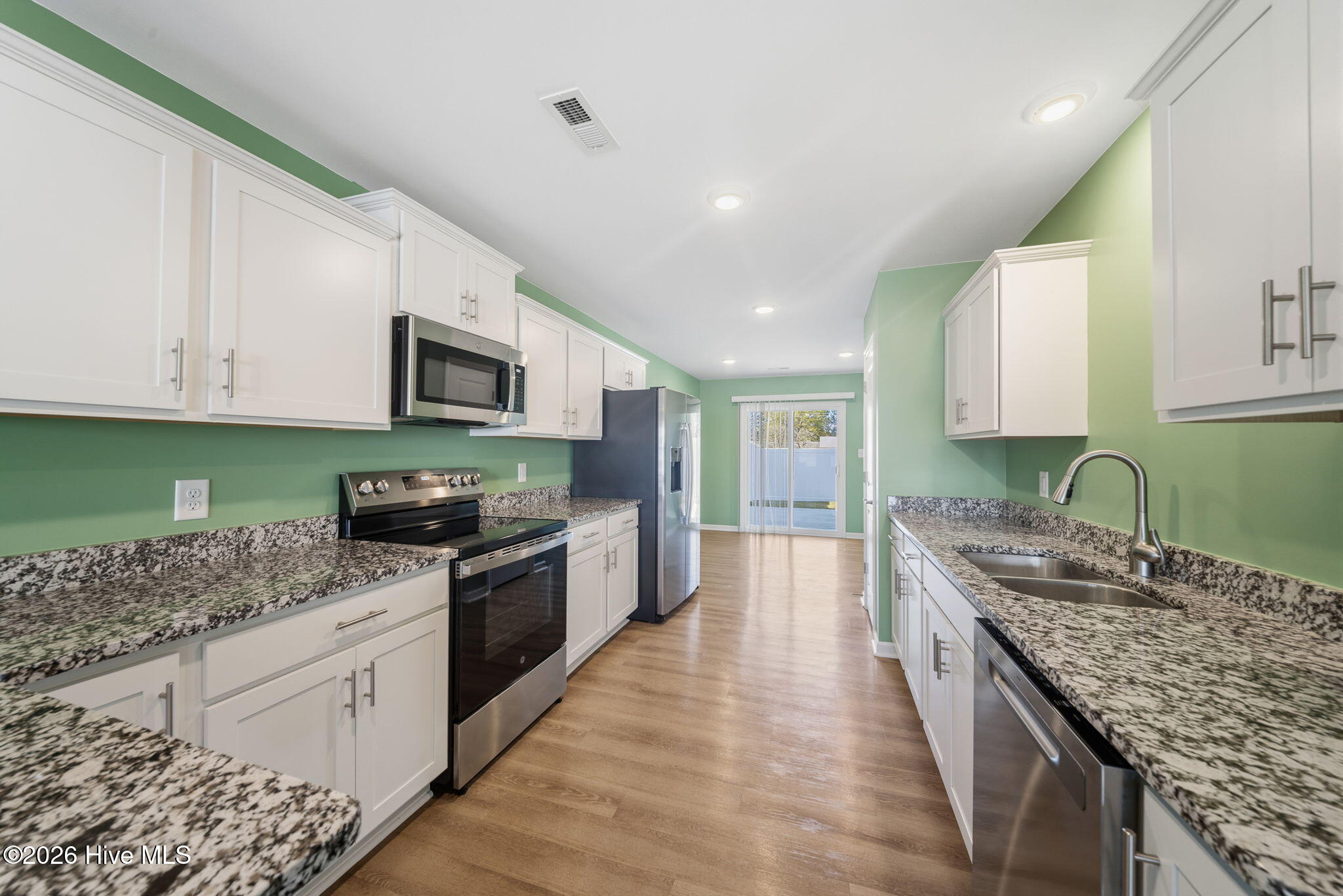 700 Discovery Cove,Newport