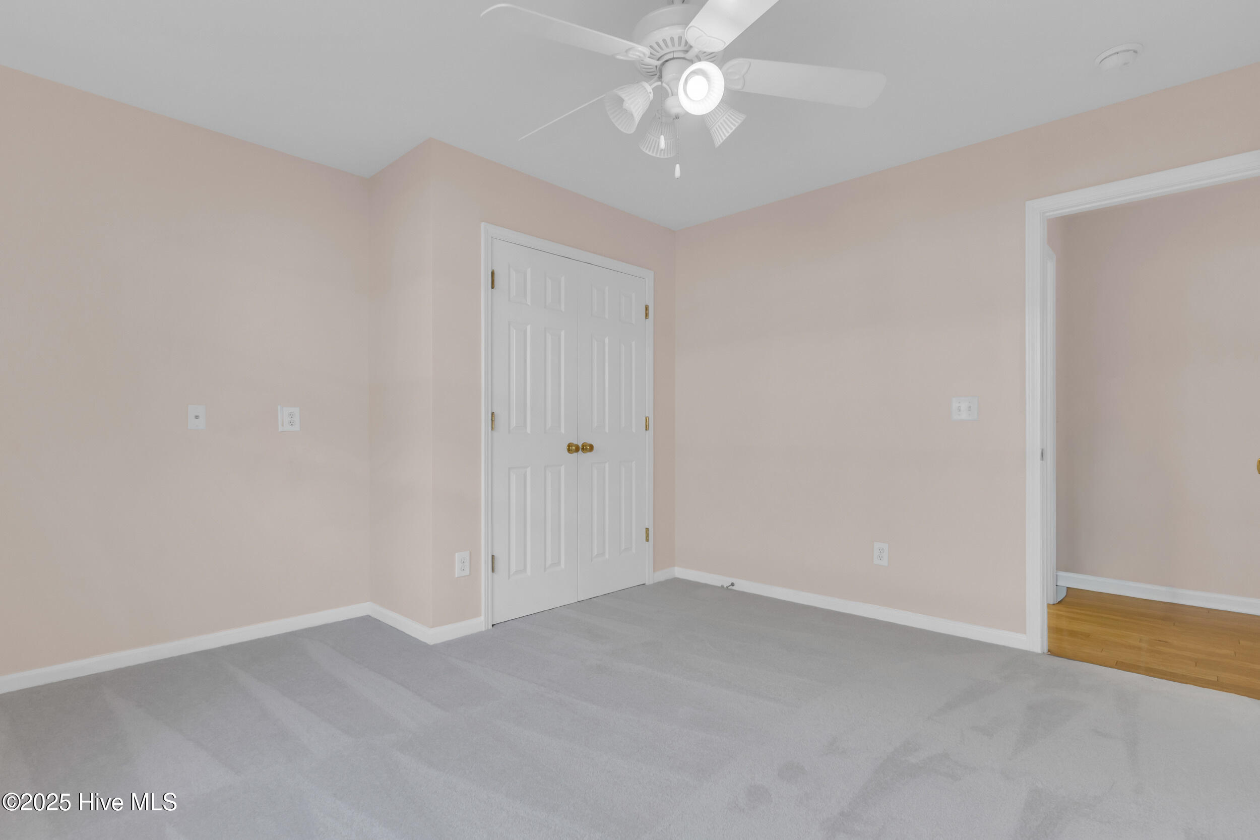 100540480 | Photo 34