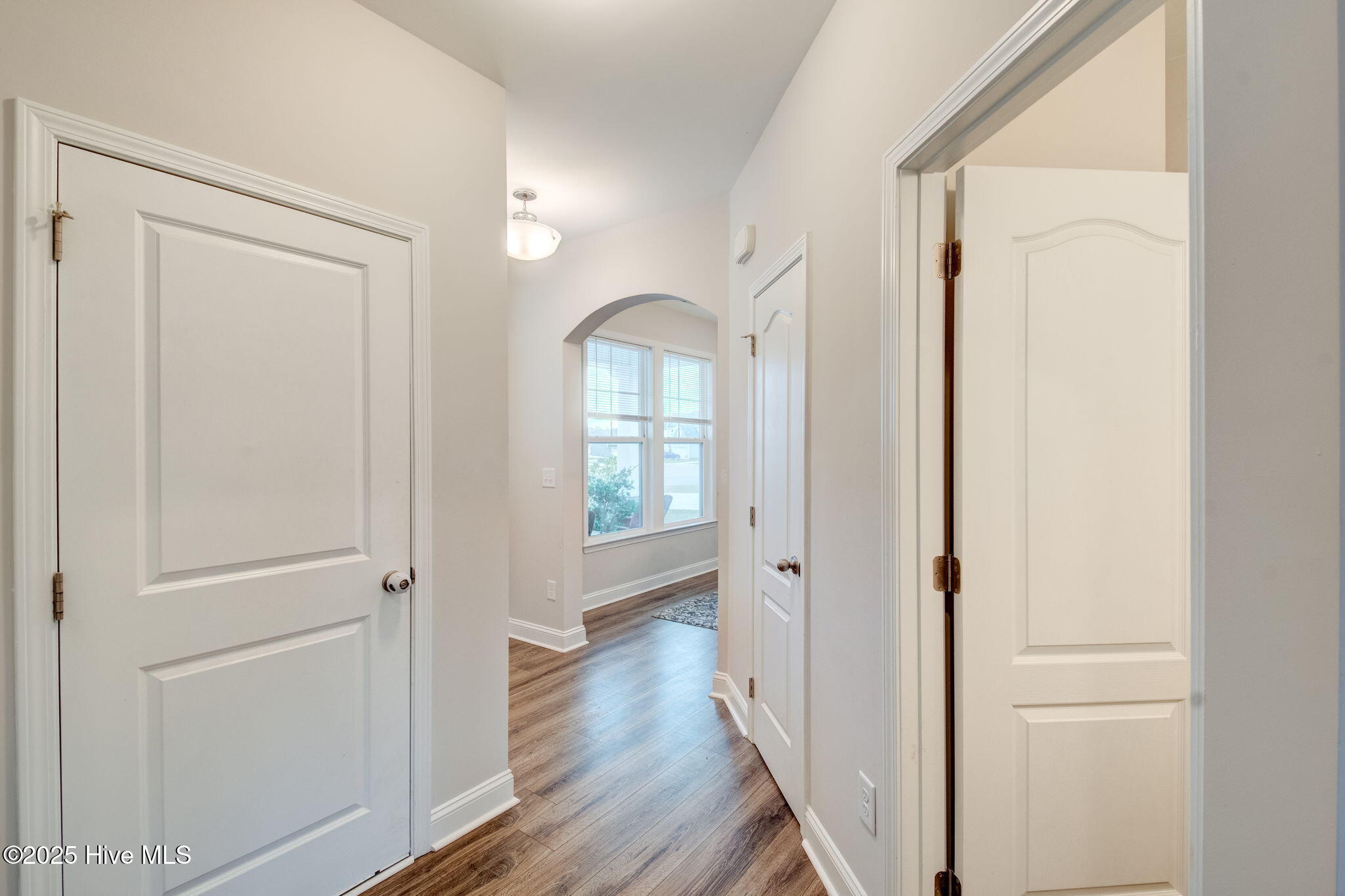 100535220 | Photo 10