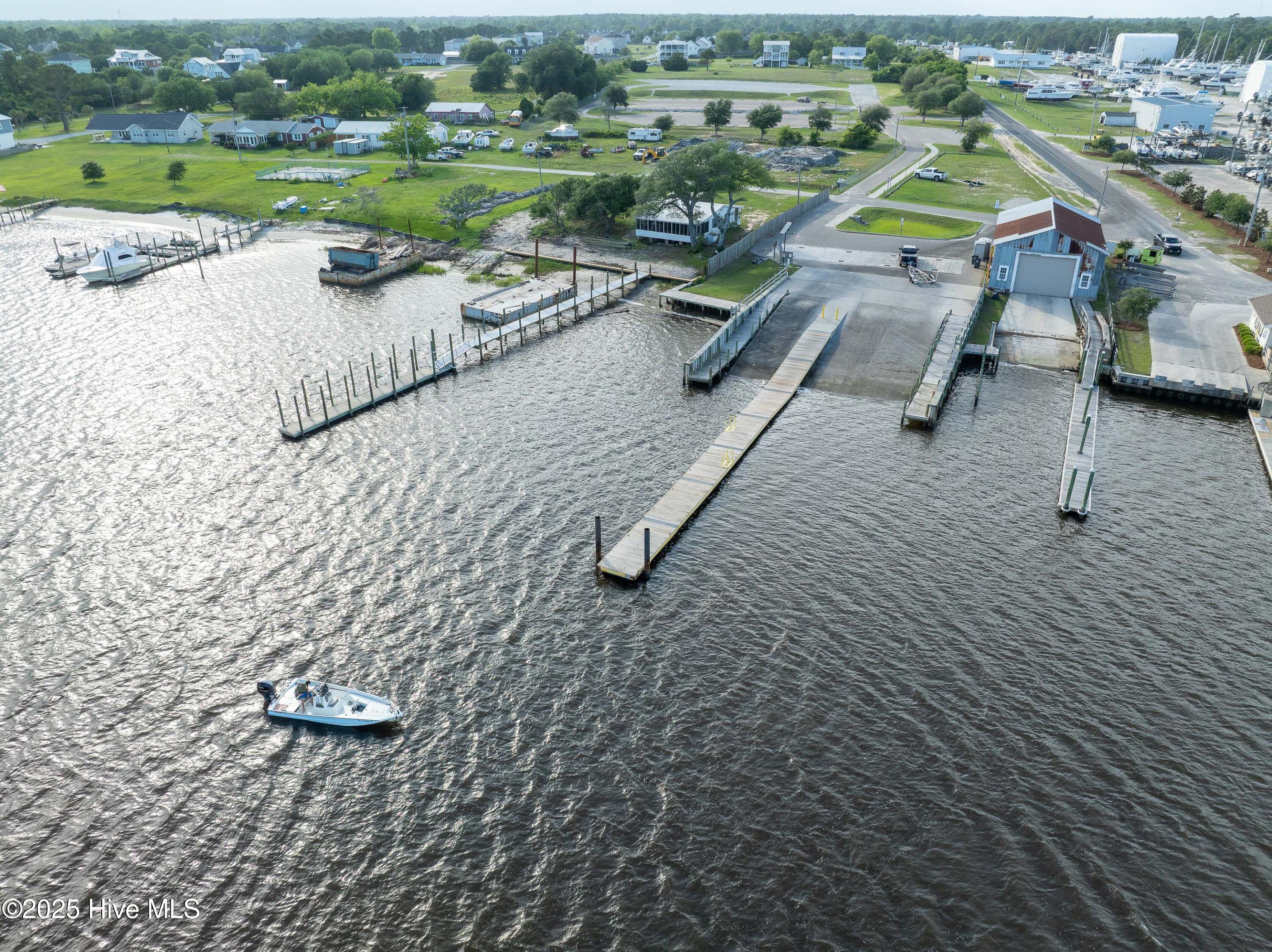 100546776 | Photo 59