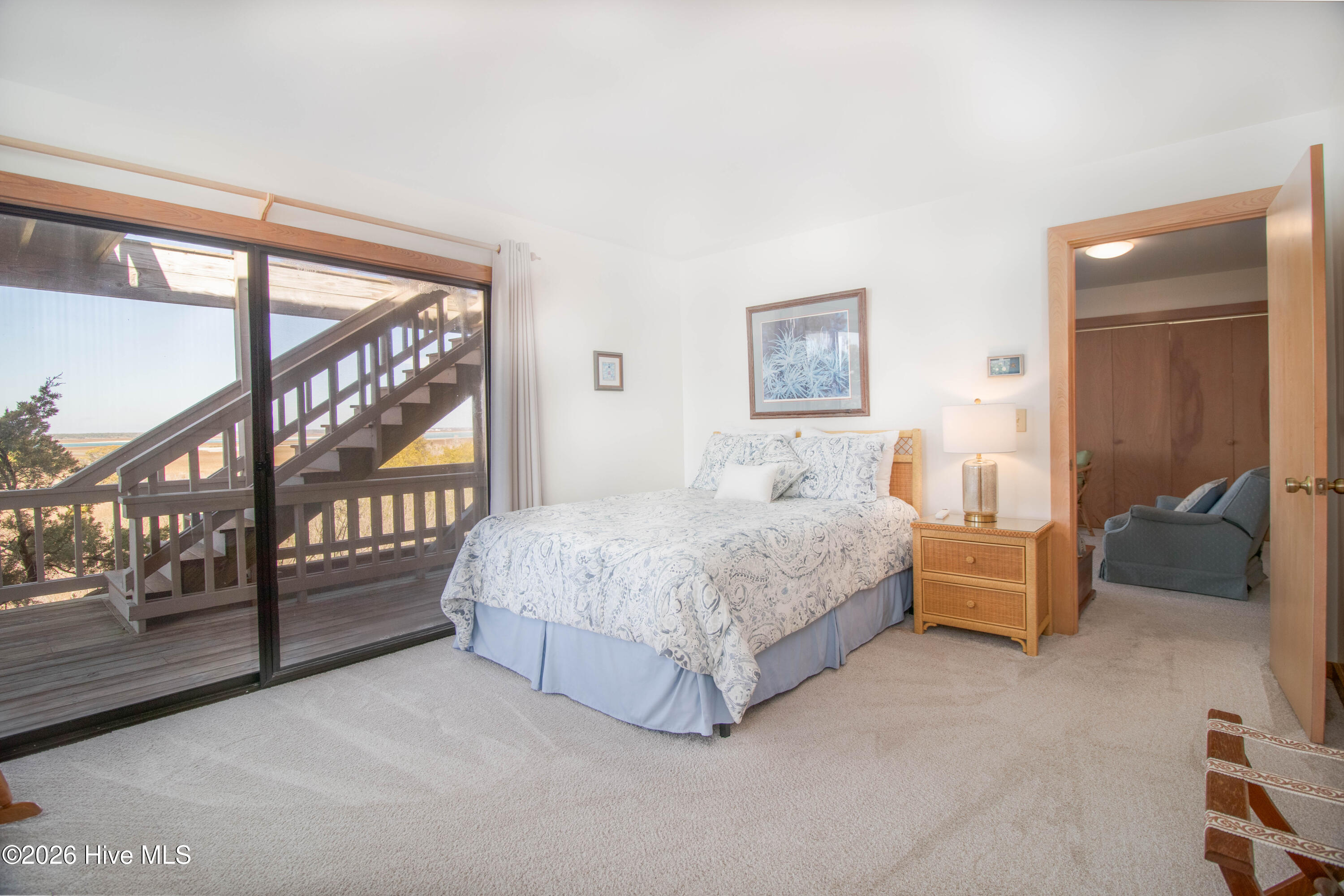 100559137 | Photo 20