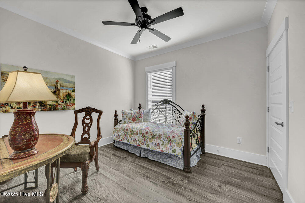 100540446 | Photo 39